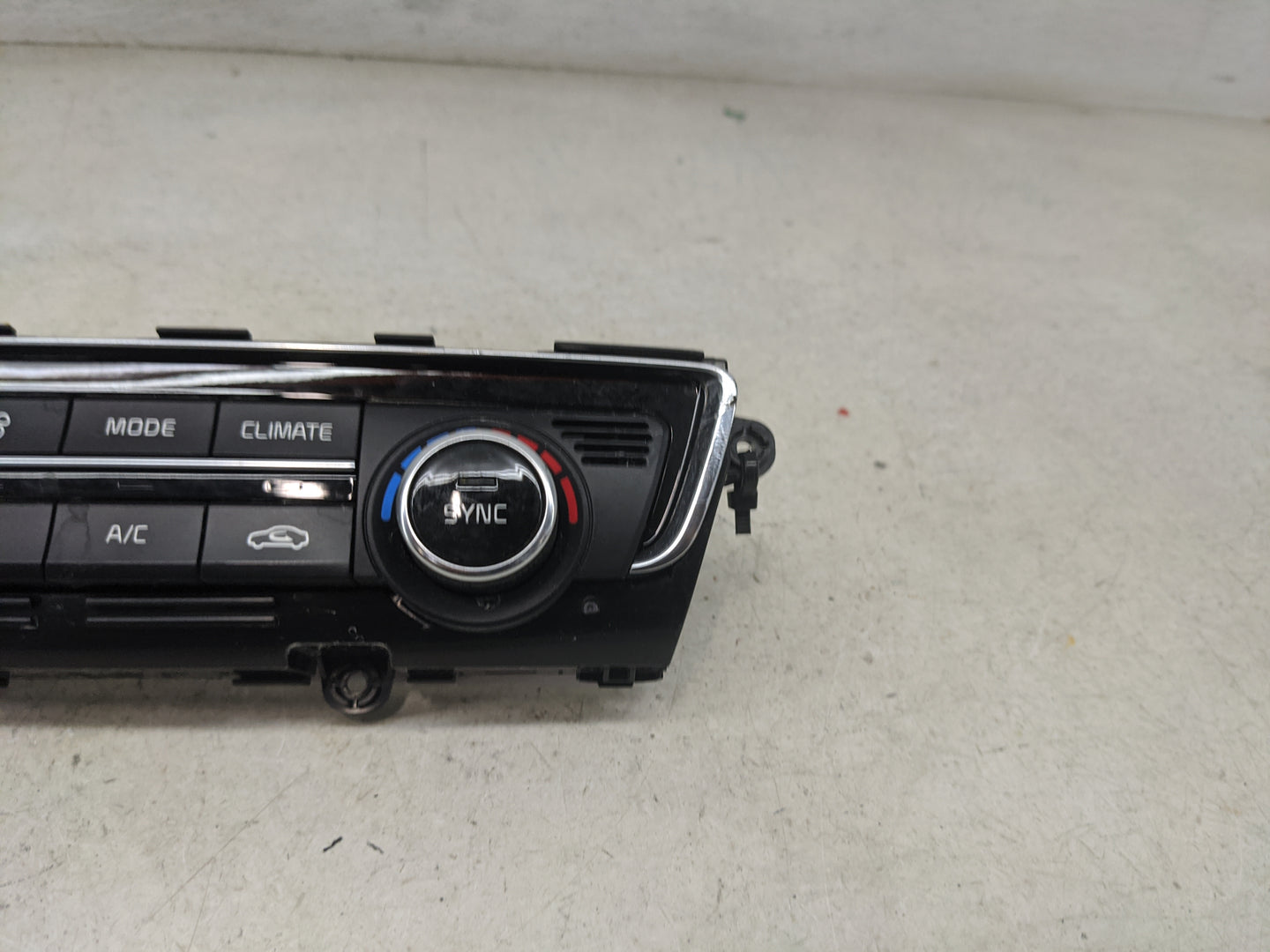 2016-2018 Kia Optima Climate Control Module Temperature AC/Heater Replacement P/N:97250-D5701 Fits Fits 2016 2017 2018 OEM U