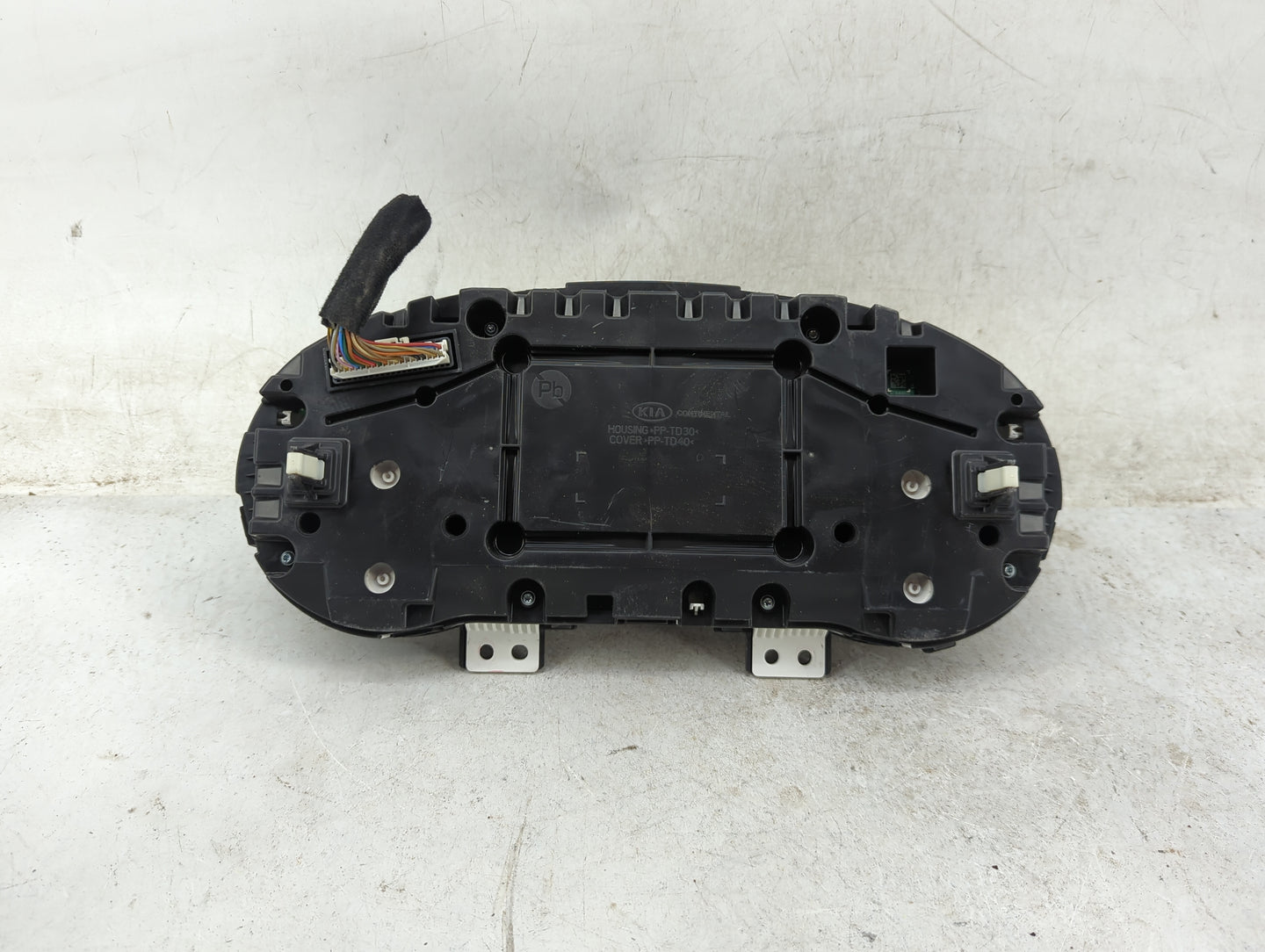 2016-2018 Kia Optima Instrument Cluster Speedometer Gauges P/N:94001-D5300 Miles: Fits Fits 2016 2017 2018 OEM Used Auto Par