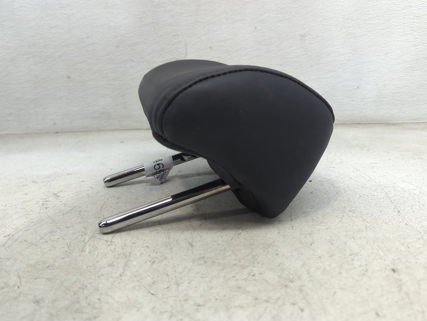 2016-2018 Kia Optima Headrest Head Rest Front Driver Seat Black 1470469 - Oemusedautoparts1.com