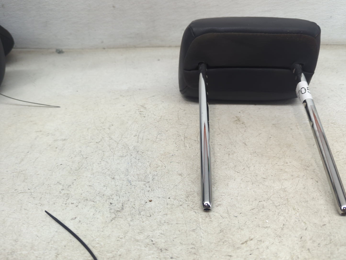2016-2018 Kia Optima Headrest Head Rest Front Driver Passenger Seat Fits Fits 2016 2017 2018 OEM Used Auto Parts - Oemusedau