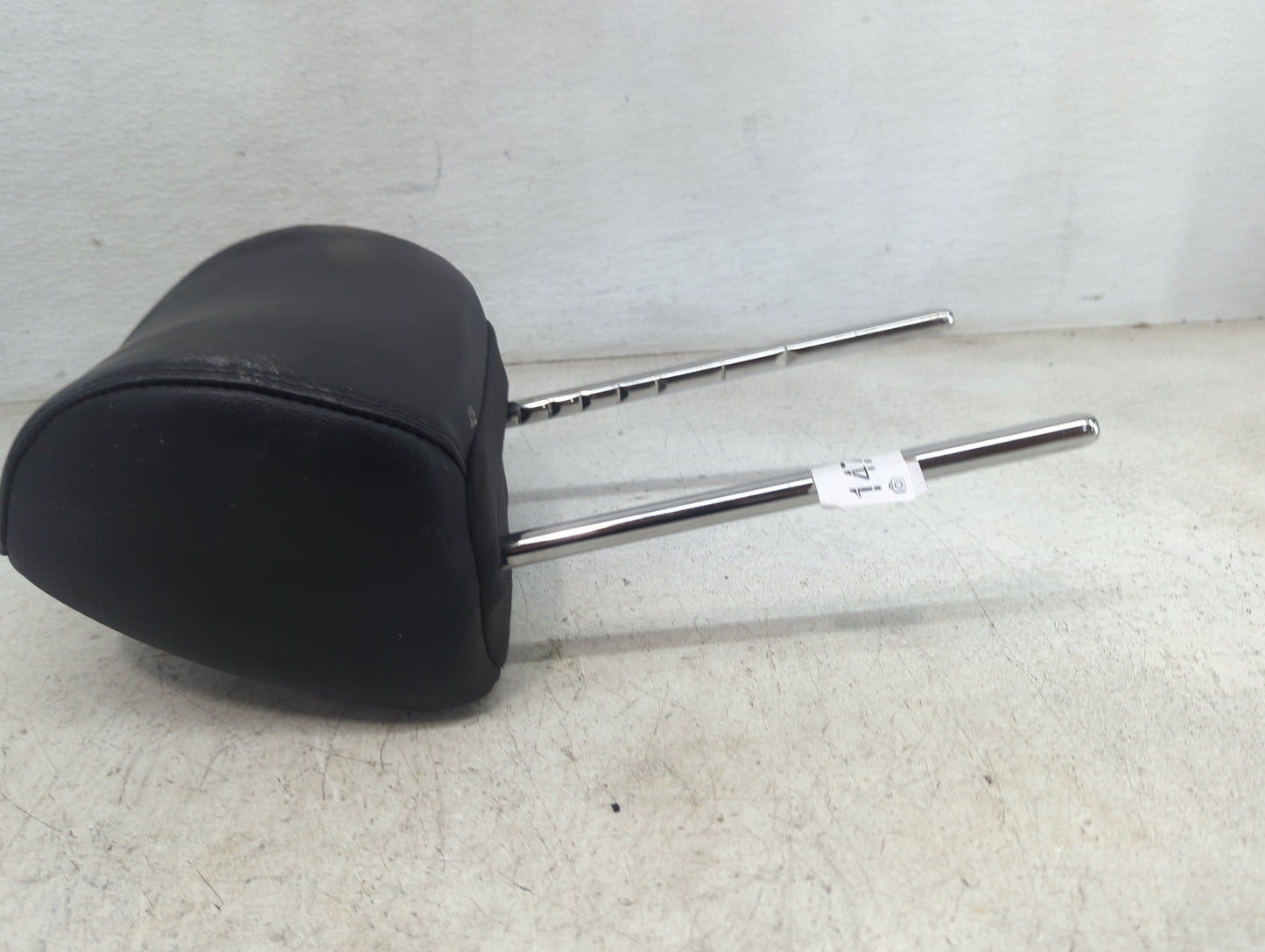 2016-2018 Kia Optima Headrest Head Rest Front Driver Seat Black 1470980 - Oemusedautoparts1.com