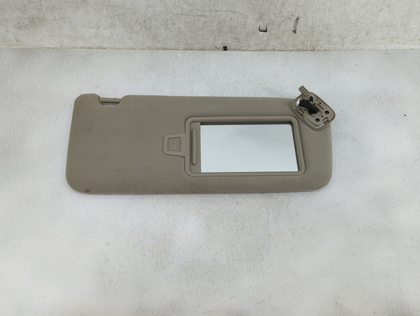 2016-2020 Kia Optima Sun Visor Shade Replacement Passenger Right Mirror Fits Fits 2016 2017 2018 2019 2020 OEM Used Auto Par