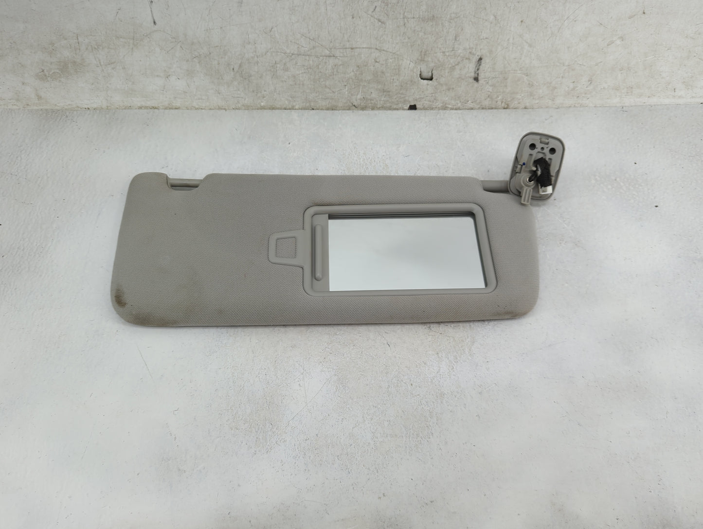 2016-2020 Kia Optima Sun Visor Shade Replacement Passenger Right Mirror Fits Fits 2016 2017 2018 2019 2020 OEM Used Auto Par
