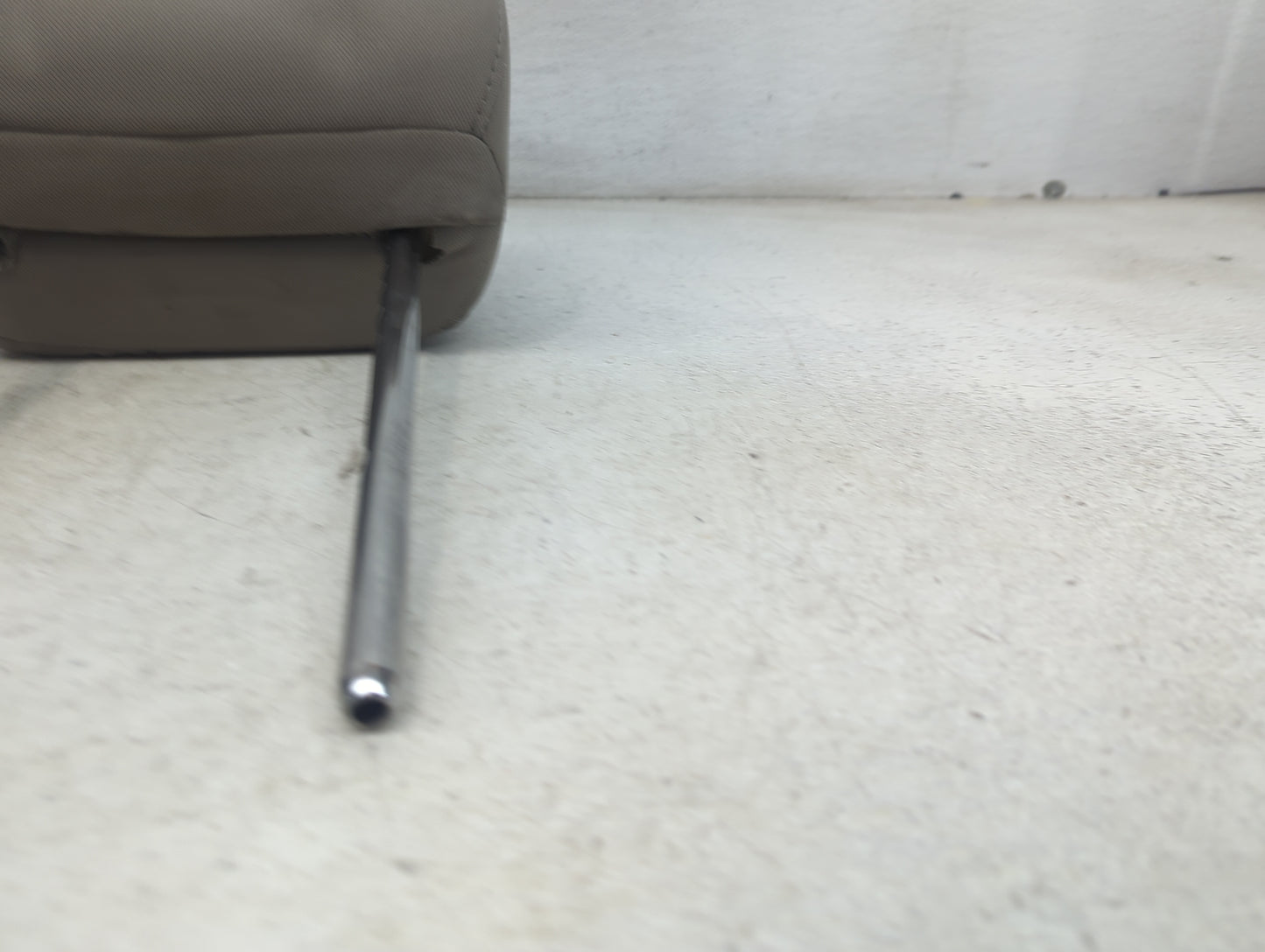 2016 Kia Optima Headrest Head Rest Front Driver Seat Tan 1473946 - Oemusedautoparts1.com