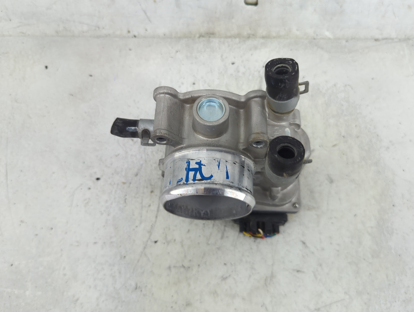 2016-2020 Kia Optima Throttle Body P/N:35100-2B340 5830 7S14 Fits Fits 2015 2016 2017 2018 2019 2020 2021 2022 OEM Used Auto