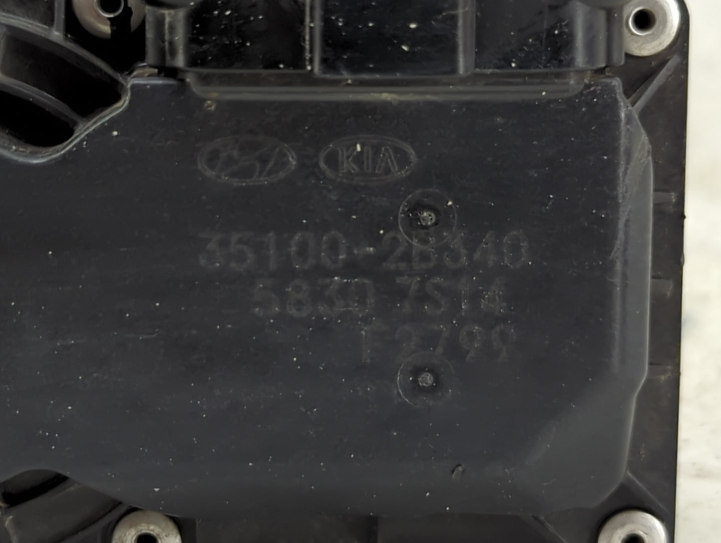 2016-2020 Kia Optima Throttle Body P/N:35100-2B340 5830 7S14 Fits Fits 2015 2016 2017 2018 2019 2020 2021 2022 OEM Used Auto