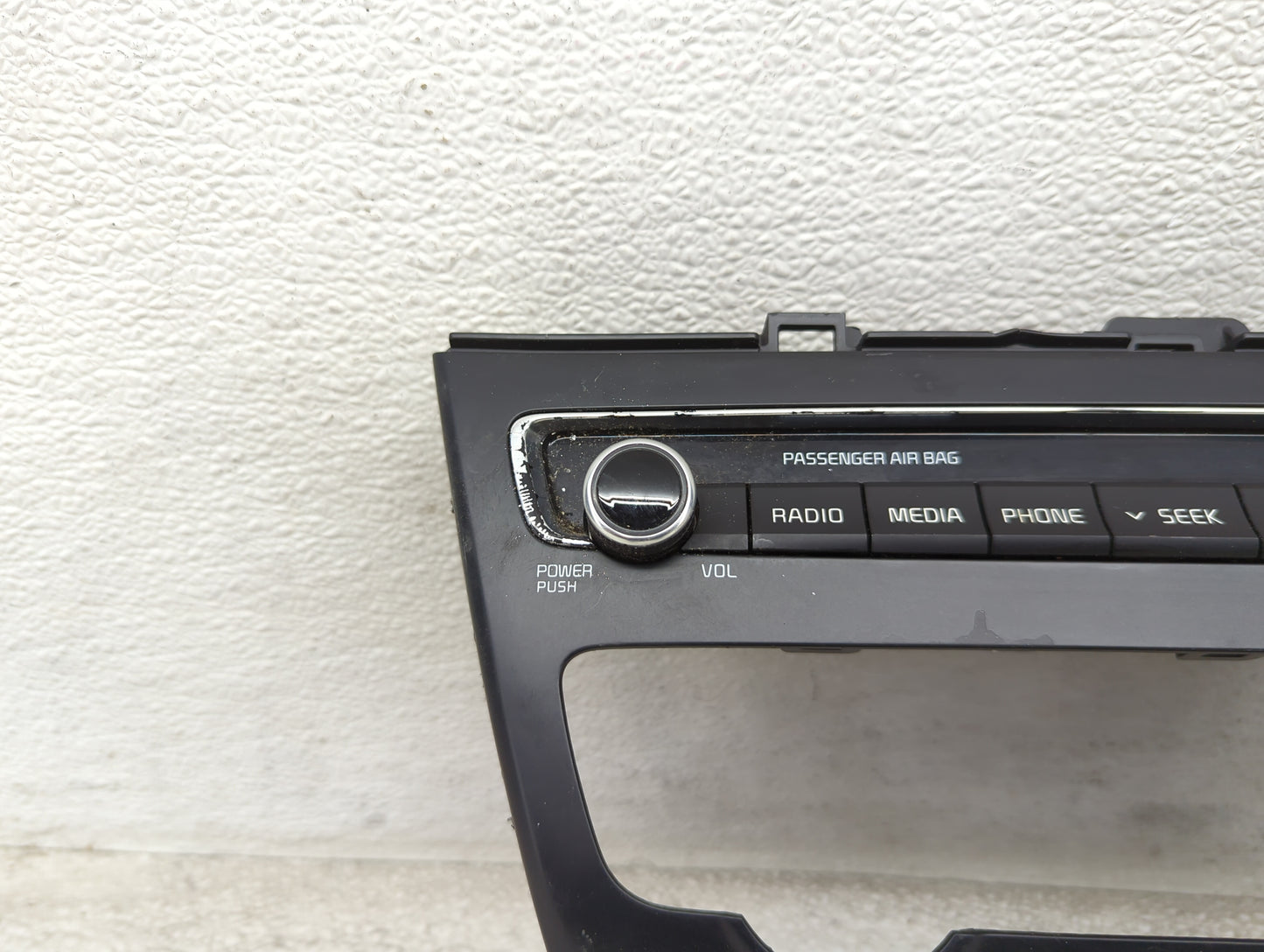 2016-2019 Kia Optima Radio Control Panel 1492775 - Oemusedautoparts1.com