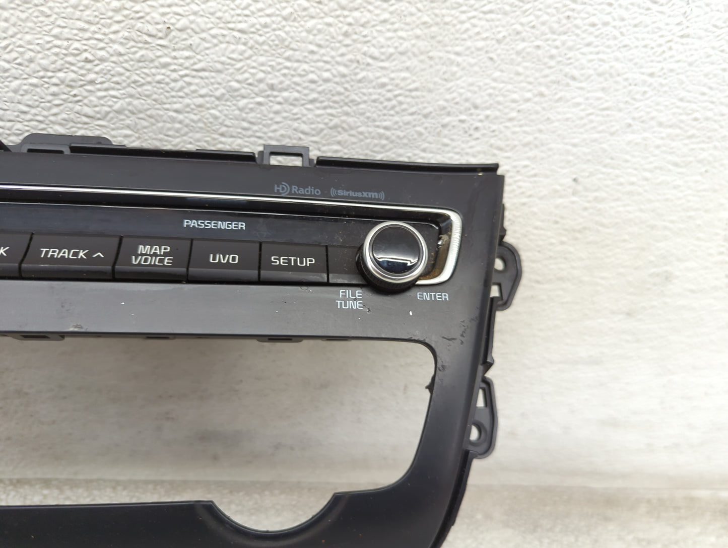 2016-2019 Kia Optima Radio Control Panel 1492775 - Oemusedautoparts1.com