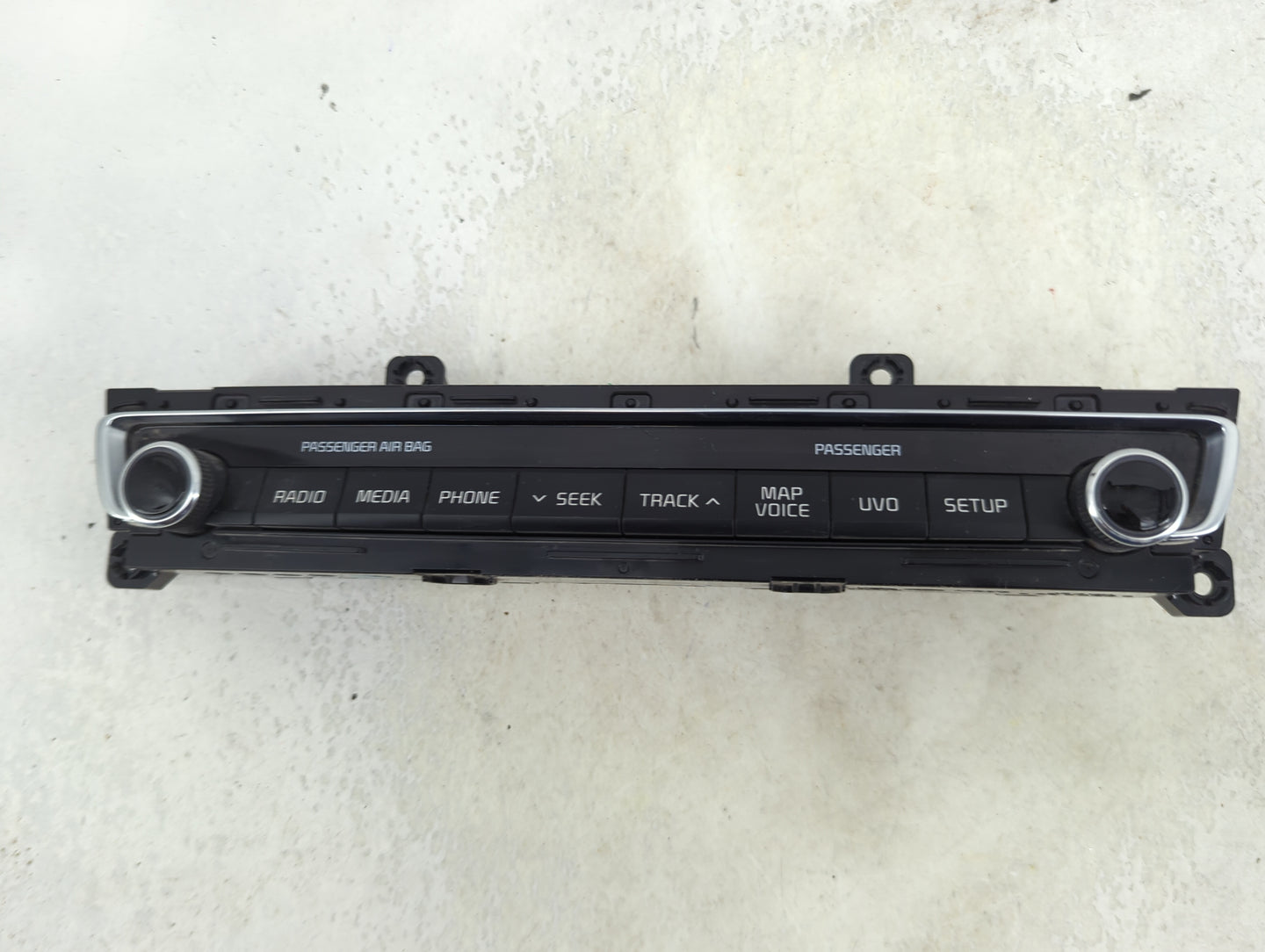 2016-2019 Kia Optima Radio Control Panel 1494360 - Oemusedautoparts1.com