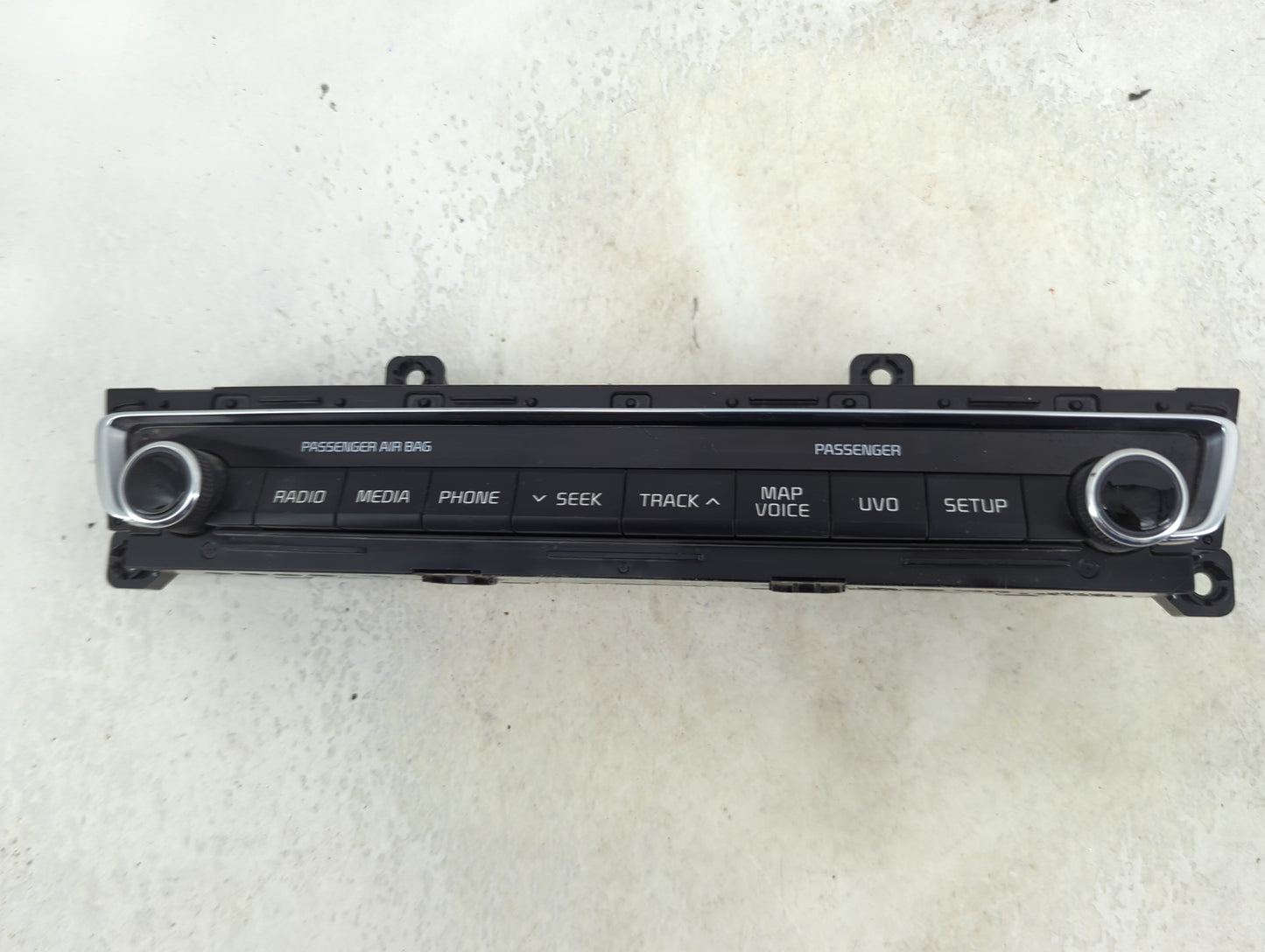 2016-2019 Kia Optima Radio Control Panel 1494360 - Oemusedautoparts1.com