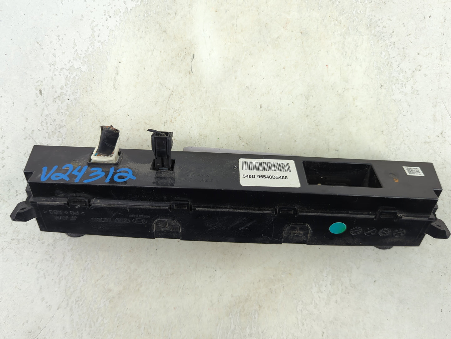 2016-2019 Kia Optima Radio Control Panel 1494360 - Oemusedautoparts1.com