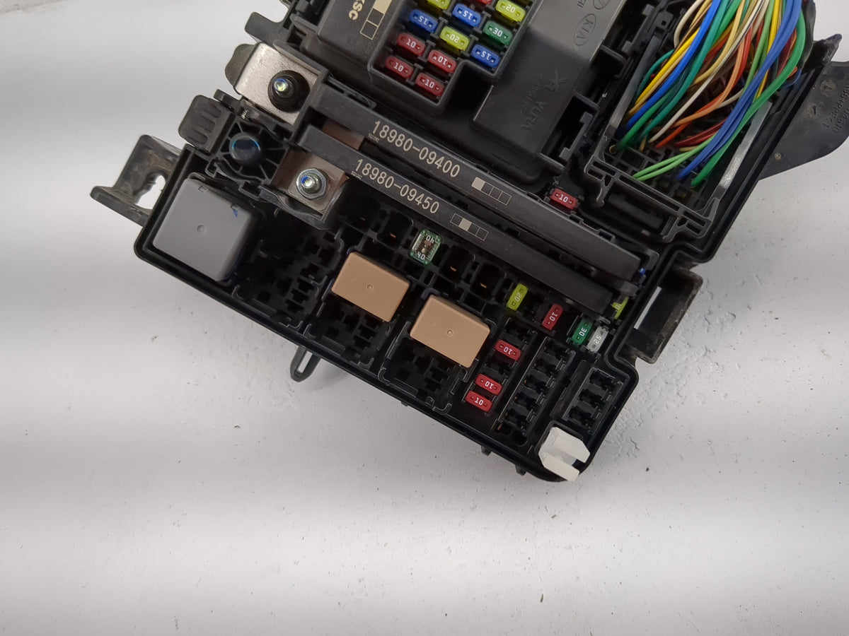 2016-2019 Kia Optima Fusebox Fuse Box Panel Relay Module P/N:91950-D5822 18980-09400, 18980-09450 Fits Fits 2016 2017 2018 2