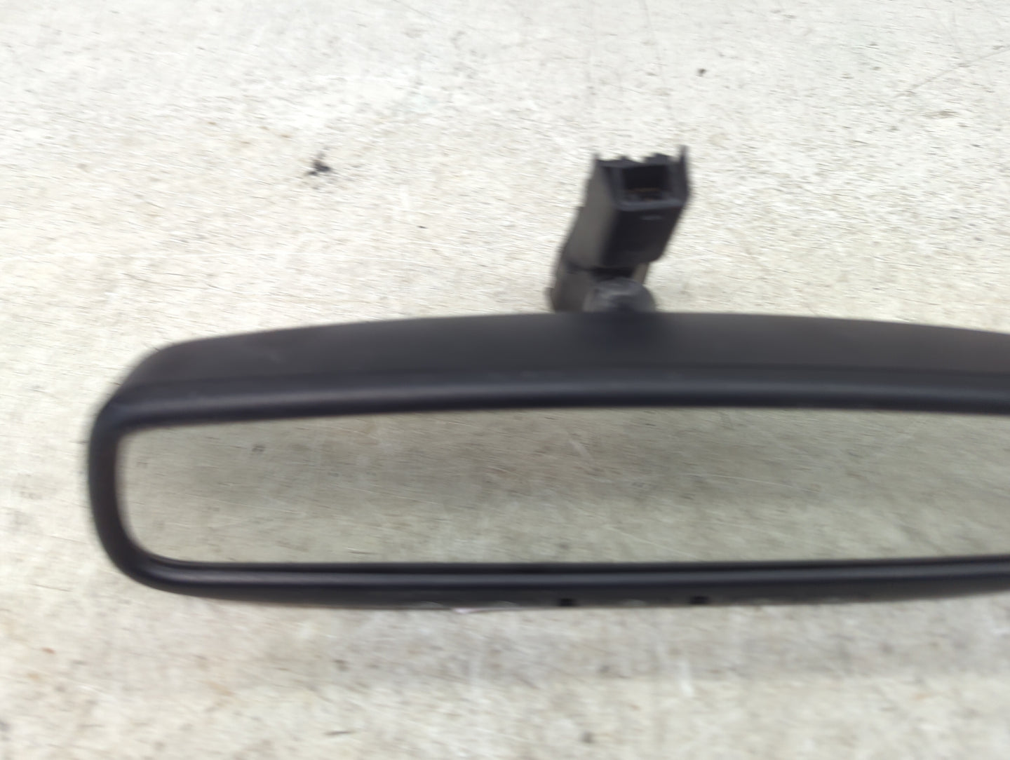2011-2013 Kia Optima Interior Rear View Mirror Replacement OEM P/N:E11 028008 NZLTLMHL4 Fits OEM Used Auto Parts - Oemusedau