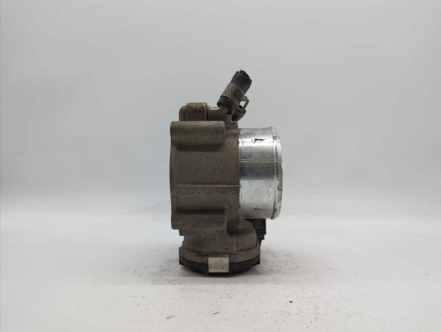 2016-2019 Kia Optima Throttle Body P/N:35100-2G600 Fits Fits 2015 2016 2017 2018 2019 OEM Used Auto Parts - Oemusedautoparts