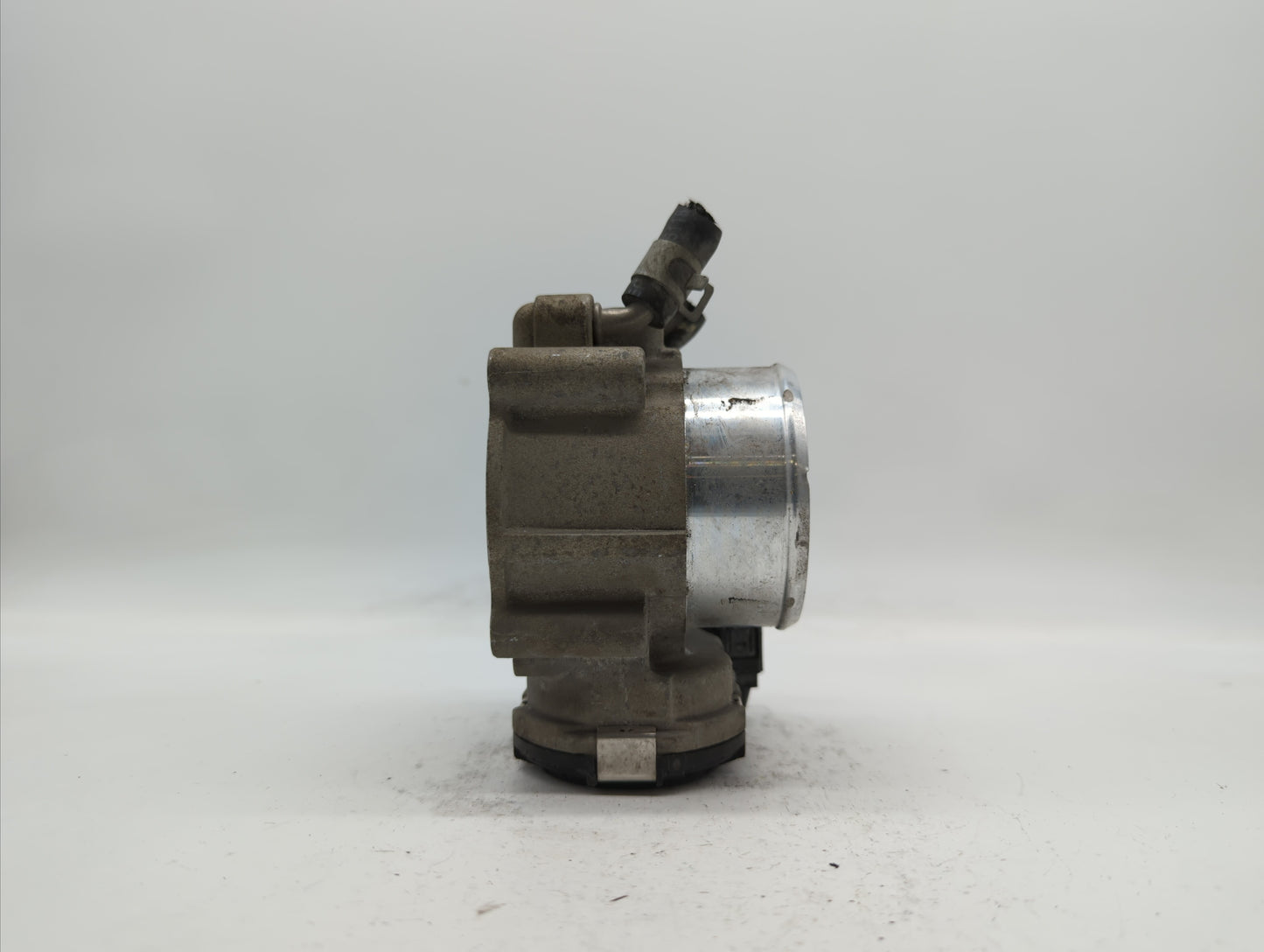 2016-2019 Kia Optima Throttle Body P/N:35100-2G600 Fits Fits 2015 2016 2017 2018 2019 OEM Used Auto Parts - Oemusedautoparts