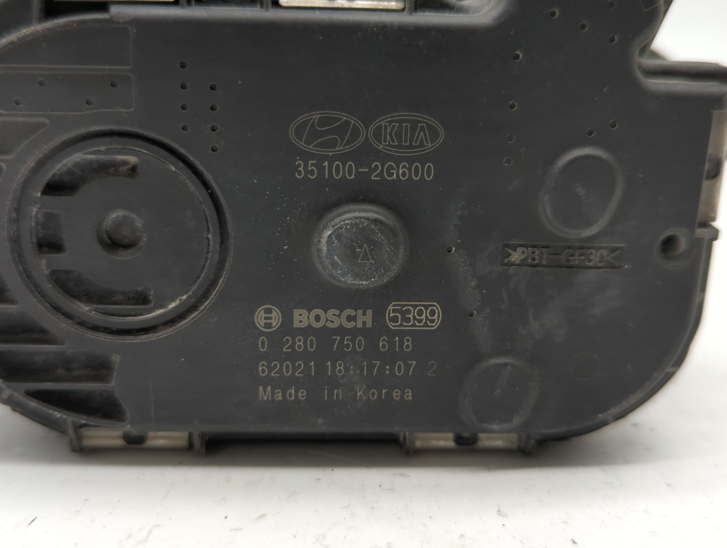 2016-2019 Kia Optima Throttle Body P/N:35100-2G600 Fits Fits 2015 2016 2017 2018 2019 OEM Used Auto Parts - Oemusedautoparts