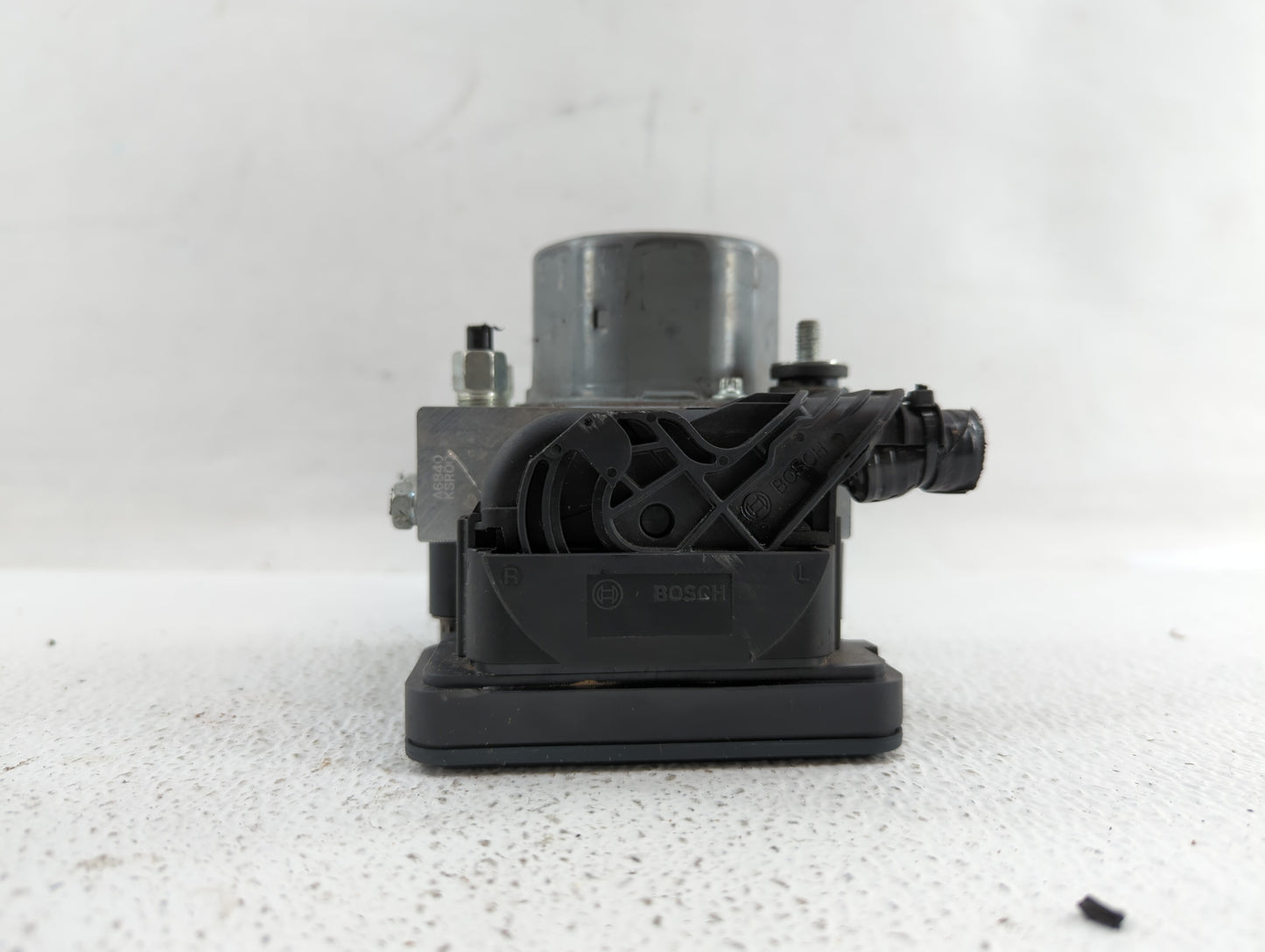 2016 Kia Optima ABS Pump Control Module Replacement P/N:47660 5MG2A Fits OEM Used Auto Parts - Oemusedautoparts1.com