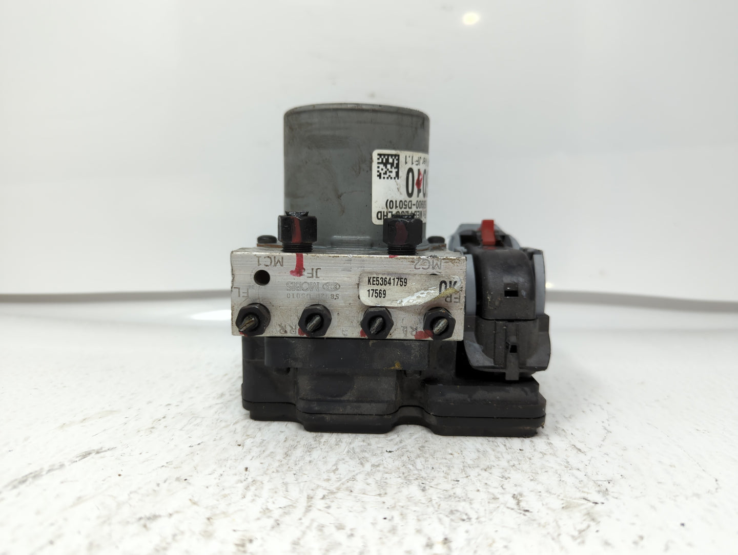 2016-2018 Kia Optima ABS Pump Control Module Replacement P/N:58920-D5060 58920-D5010, 58900-D5060 Fits Fits 2016 2017 2018 O