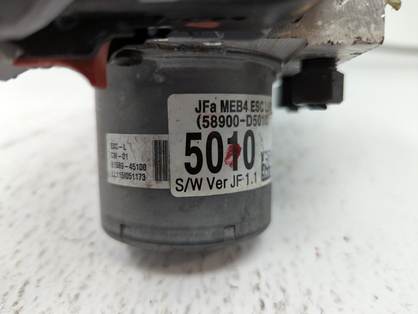 2016-2018 Kia Optima ABS Pump Control Module Replacement P/N:58920-D5060 58920-D5010, 58900-D5060 Fits Fits 2016 2017 2018 O