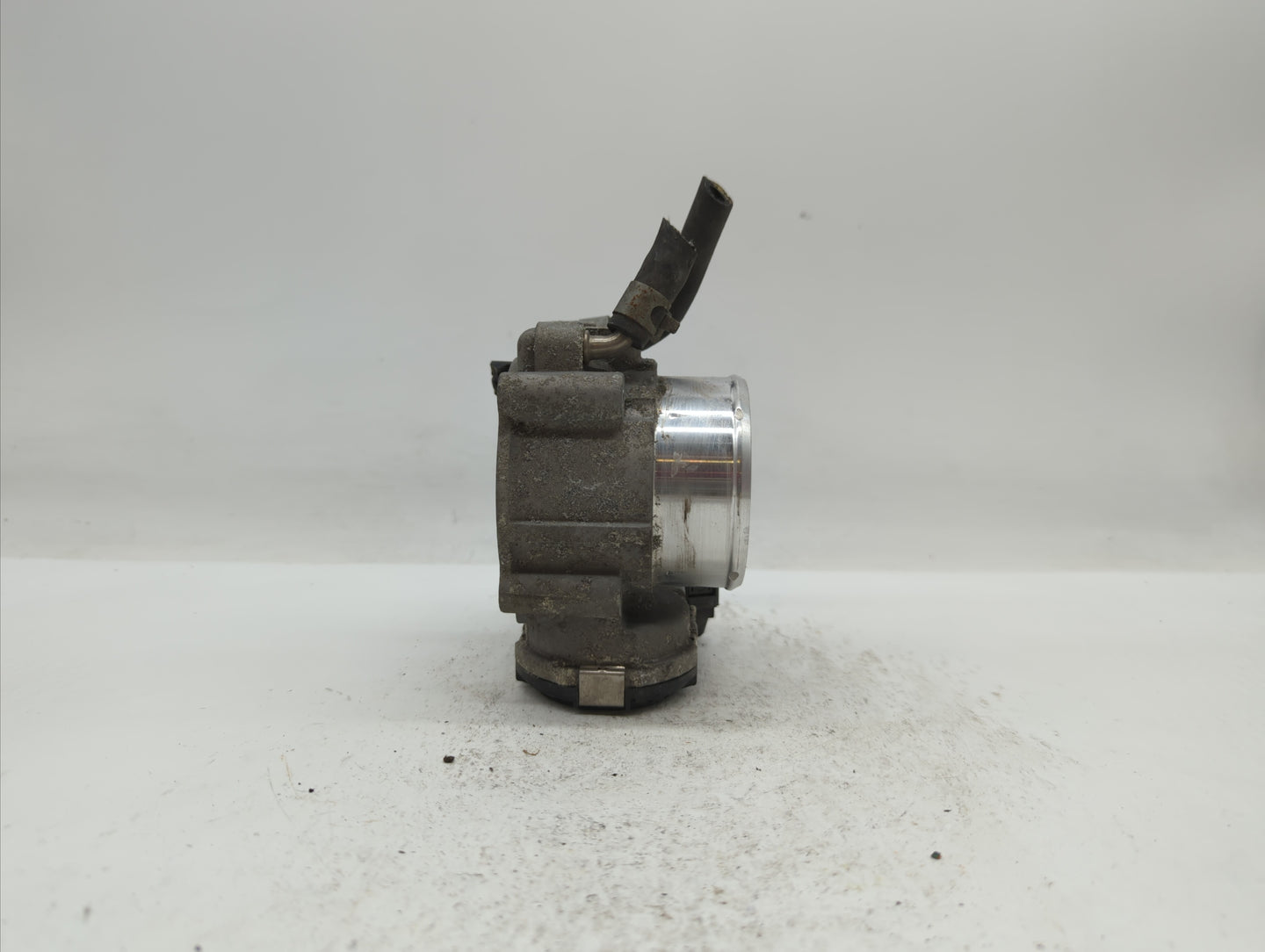 2016-2019 Kia Optima Throttle Body P/N:35100-2G600 Fits Fits 2015 2016 2017 2018 2019 OEM Used Auto Parts - Oemusedautoparts