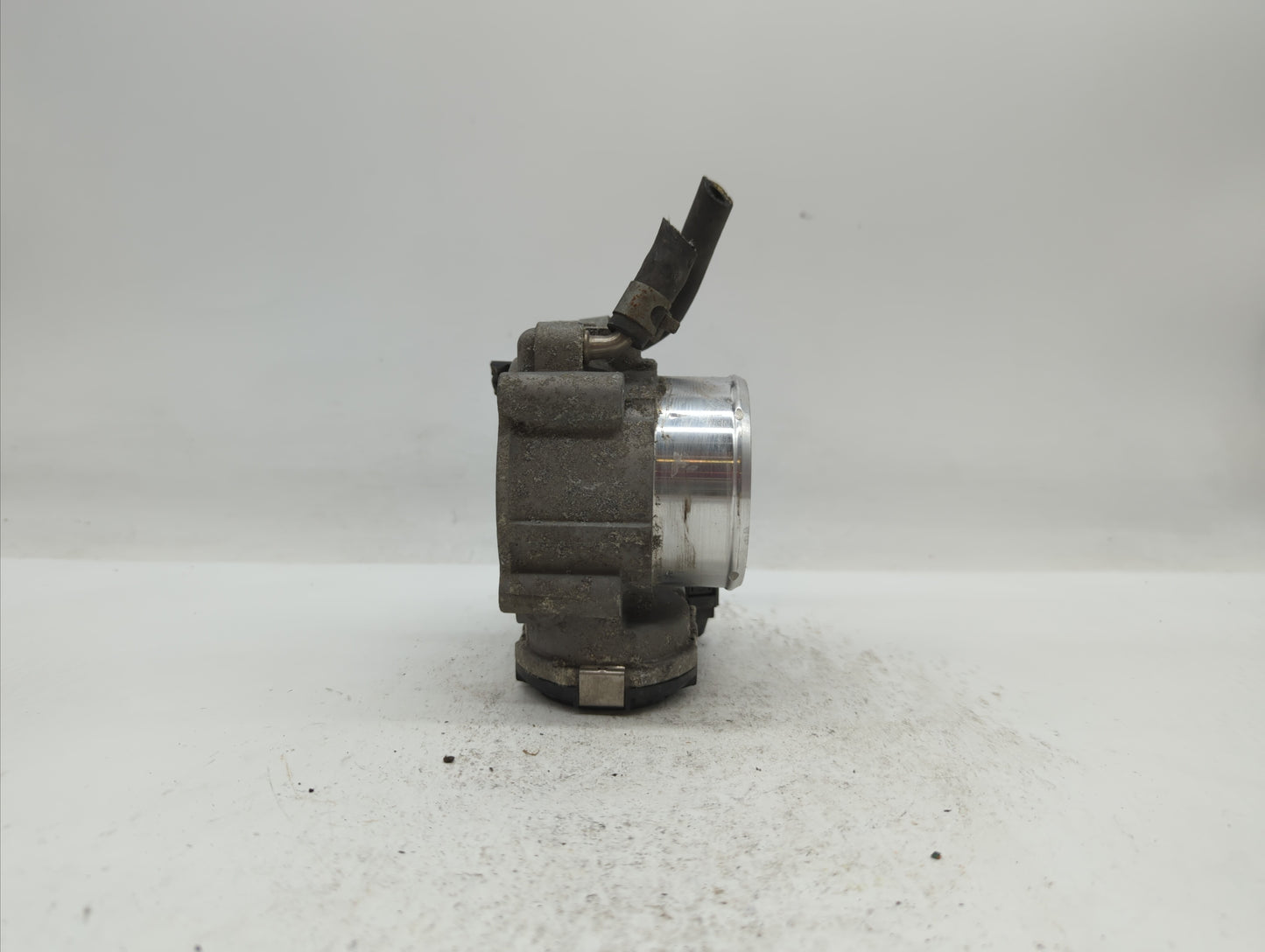 2016-2019 Kia Optima Throttle Body P/N:35100-2G600 Fits Fits 2015 2016 2017 2018 2019 OEM Used Auto Parts - Oemusedautoparts