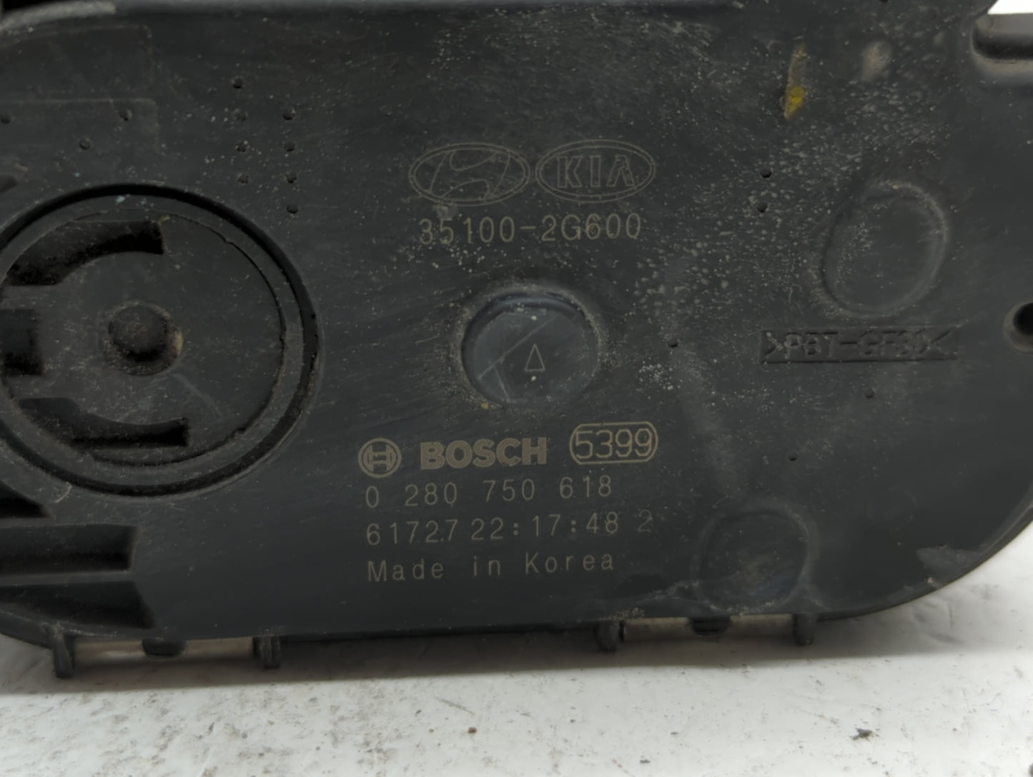 2016-2019 Kia Optima Throttle Body P/N:35100-2G600 Fits Fits 2015 2016 2017 2018 2019 OEM Used Auto Parts - Oemusedautoparts
