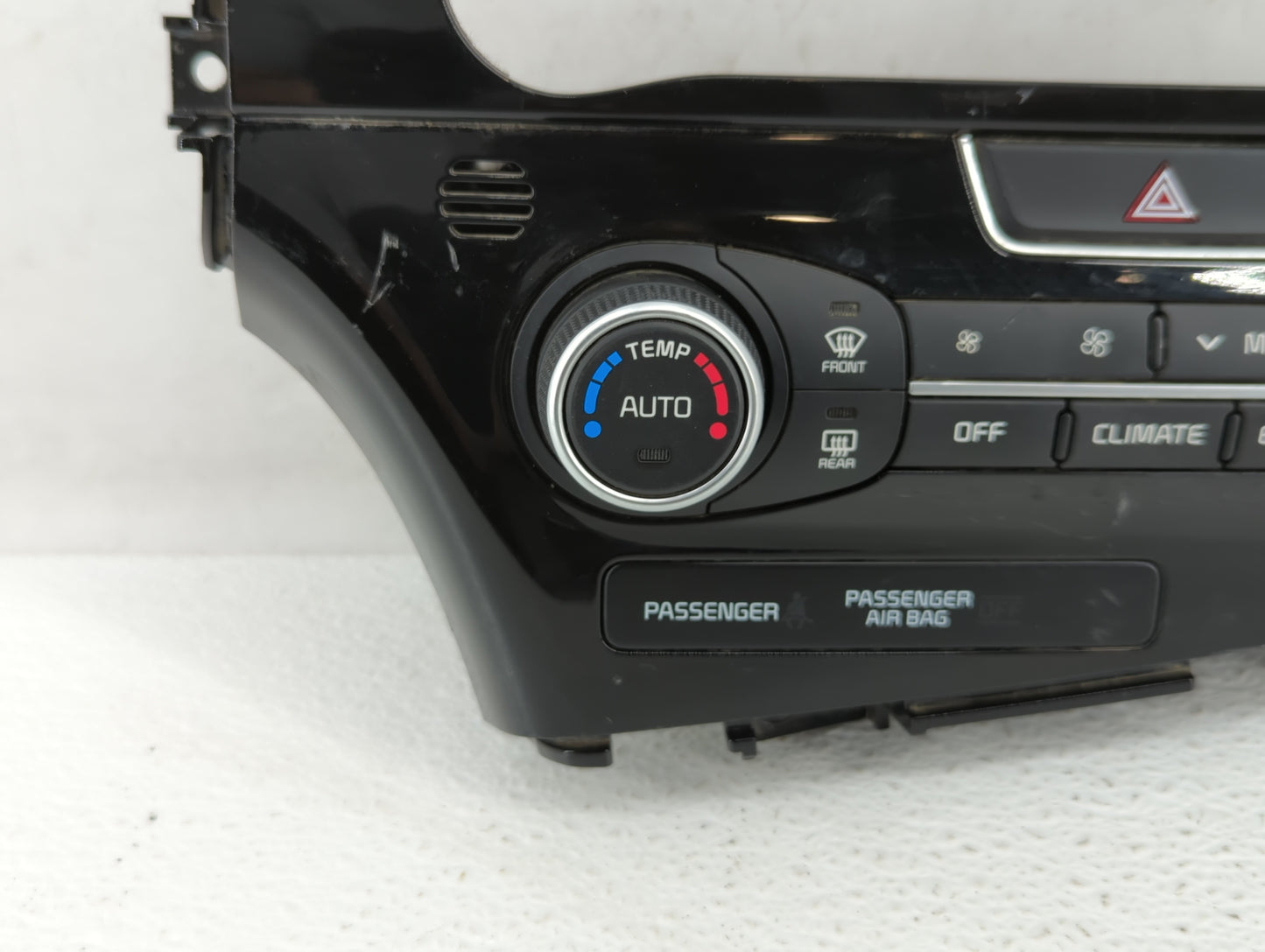 2016-2018 Kia Optima Climate Control Module Temperature AC/Heater Replacement P/N:97250-4UCF0 97250-D5500 Fits Fits 2016 201