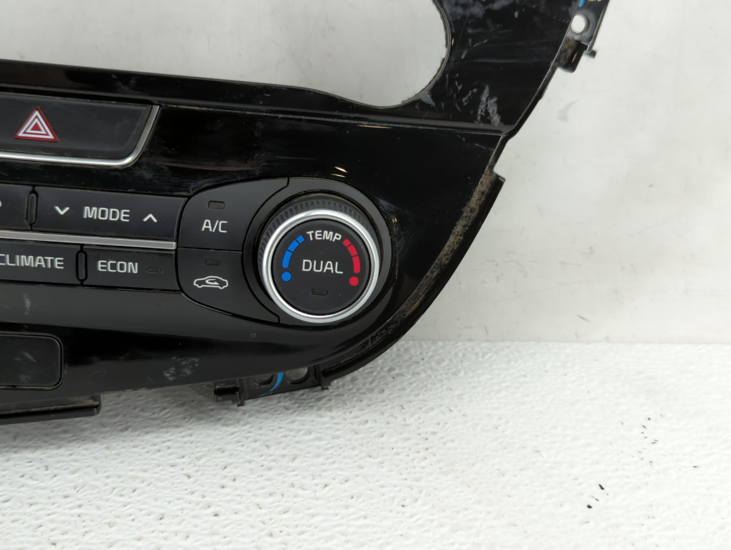 2016-2018 Kia Optima Climate Control Module Temperature AC/Heater Replacement P/N:97250-4UCF0 97250-D5500 Fits Fits 2016 201