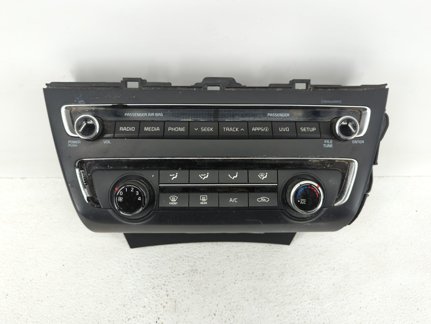 Kia Optima Radio Control Panel - Oemusedautoparts1.com