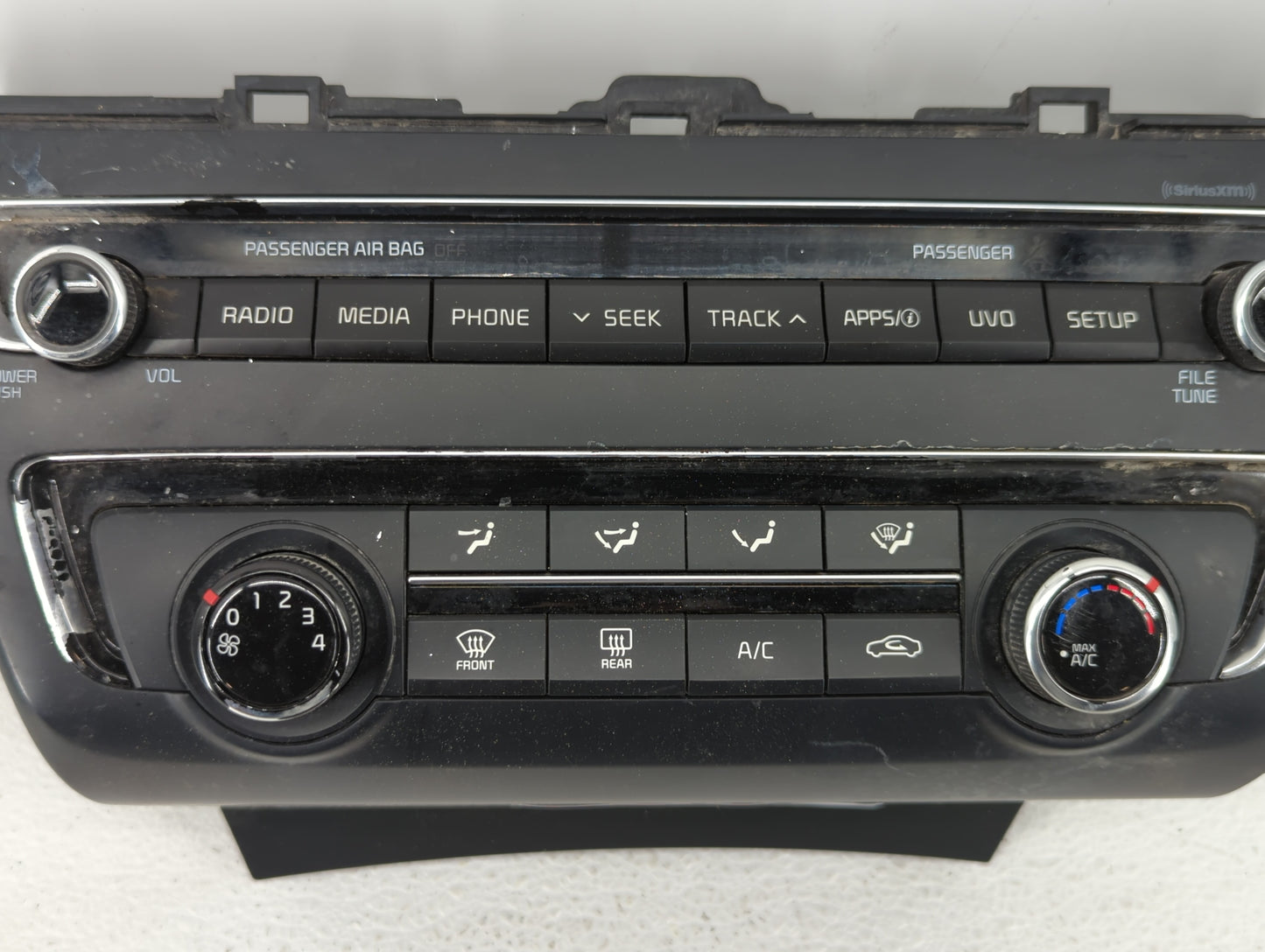Kia Optima Radio Control Panel - Oemusedautoparts1.com