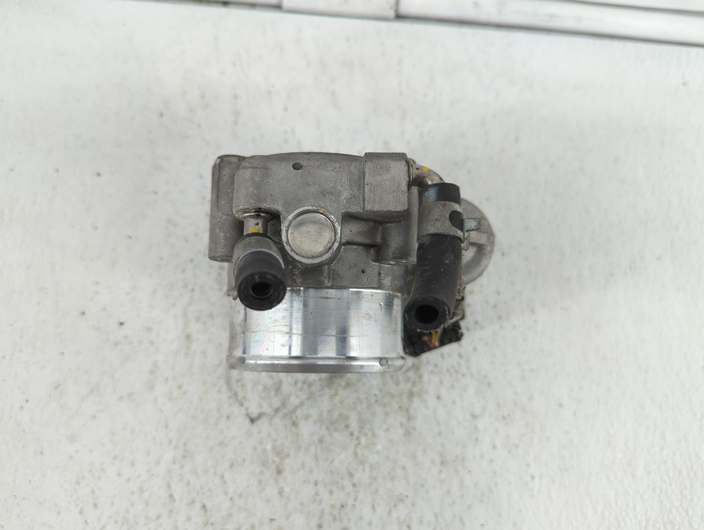 2016-2019 Kia Optima Throttle Body P/N:0 280 750 618 35100-2G600 Fits Fits 2015 2016 2017 2018 2019 OEM Used Auto Parts - Oe