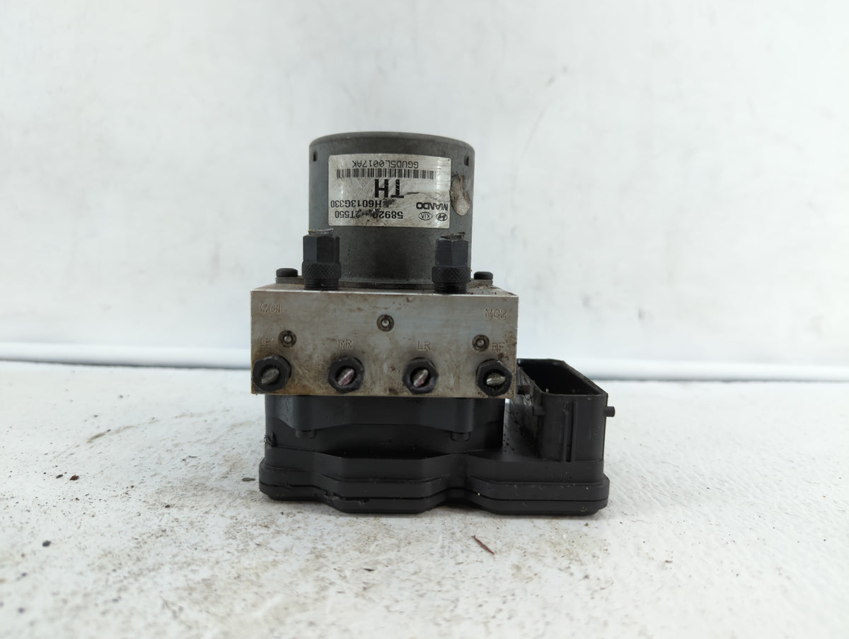 2016-2018 Kia Optima Anti-Lock Brake ABS Pump Module Actuator OEM P/N:58920-2T550 D5589-20500 Fits Fits 2016 2017 2018 OEM U