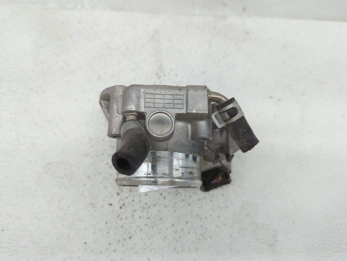 2011-2016 Kia Optima Throttle Body P/N:35100-2G800 9045010020, 0459 1847 AC Fits Fits 2011 2012 2013 2014 2015 2016 OEM Used
