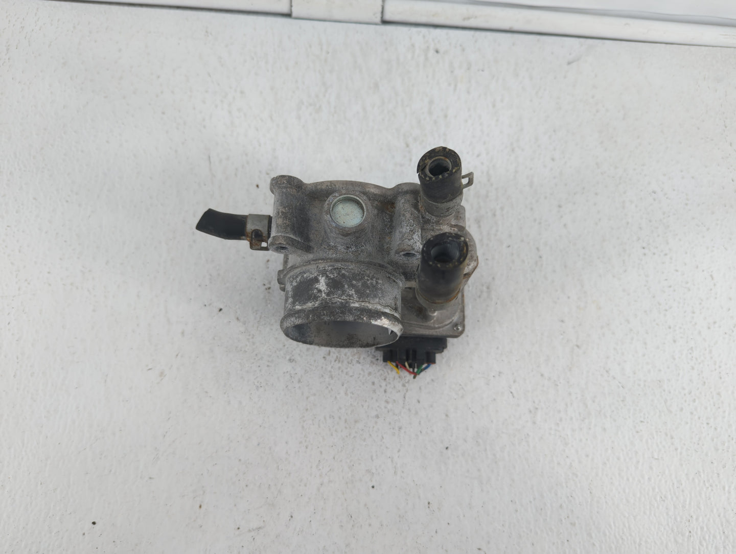 2016-2019 Kia Optima Throttle Body P/N:35100-2B340 Fits Fits 2015 2016 2017 2018 2019 OEM Used Auto Parts - Oemusedautoparts