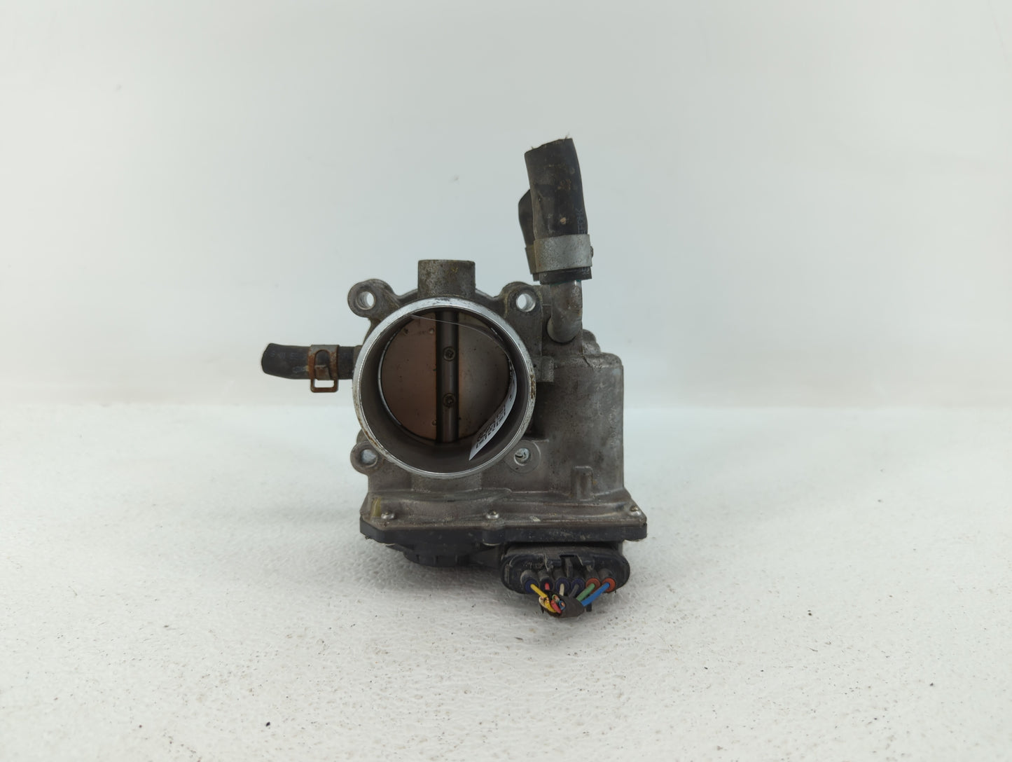 2016-2019 Kia Optima Throttle Body P/N:35100-2B340 Fits Fits 2015 2016 2017 2018 2019 OEM Used Auto Parts - Oemusedautoparts