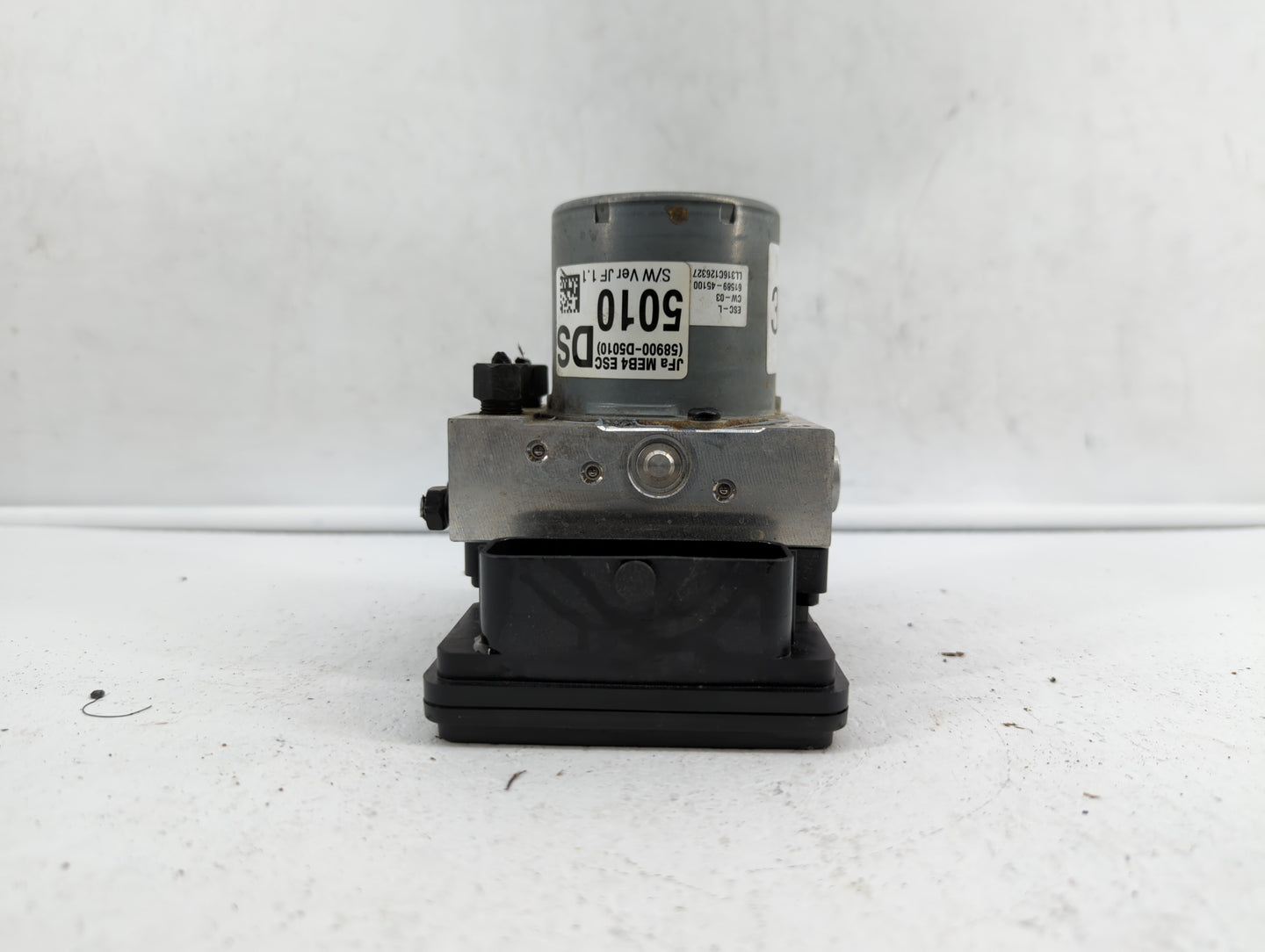 2016-2018 Kia Optima ABS Pump Control Module Replacement P/N:58920-2T550 D5589-20500, D5589-32500 Fits Fits 2016 2017 2018 O