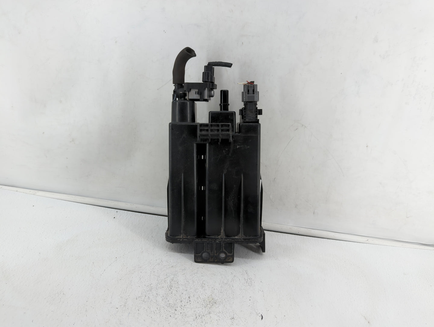 2016 Kia Optima Fuel Vapor Charcoal Canister Black - Oemusedautoparts1.com