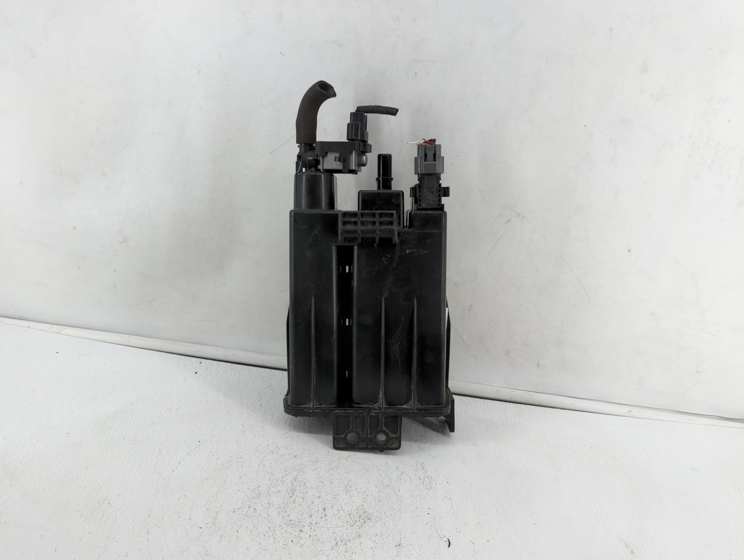 2016 Kia Optima Fuel Vapor Charcoal Canister Black - Oemusedautoparts1.com