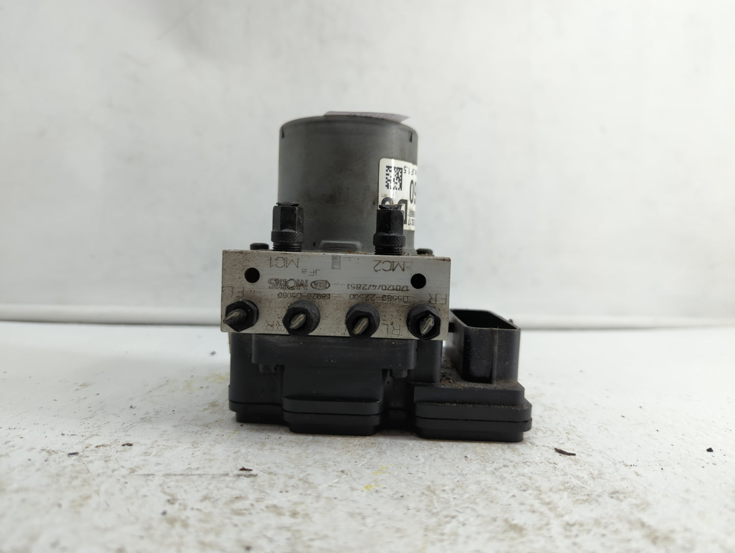 2016-2018 Kia Optima ABS Pump Control Module Replacement P/N:58920-2T550 D5589-20500, D5589-32500 Fits Fits 2016 2017 2018 O