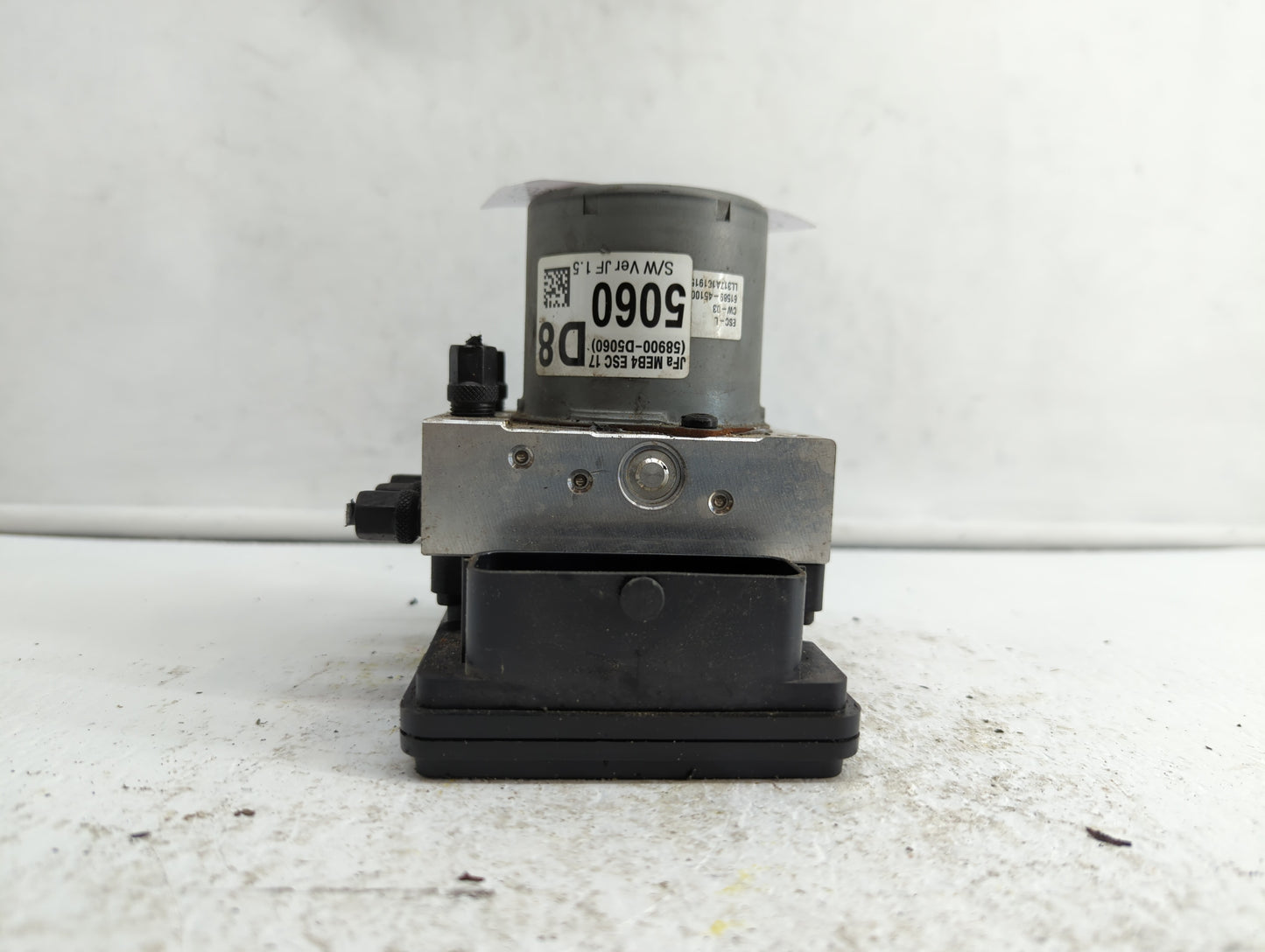 2016-2018 Kia Optima ABS Pump Control Module Replacement P/N:58920-2T550 D5589-20500, D5589-32500 Fits Fits 2016 2017 2018 O