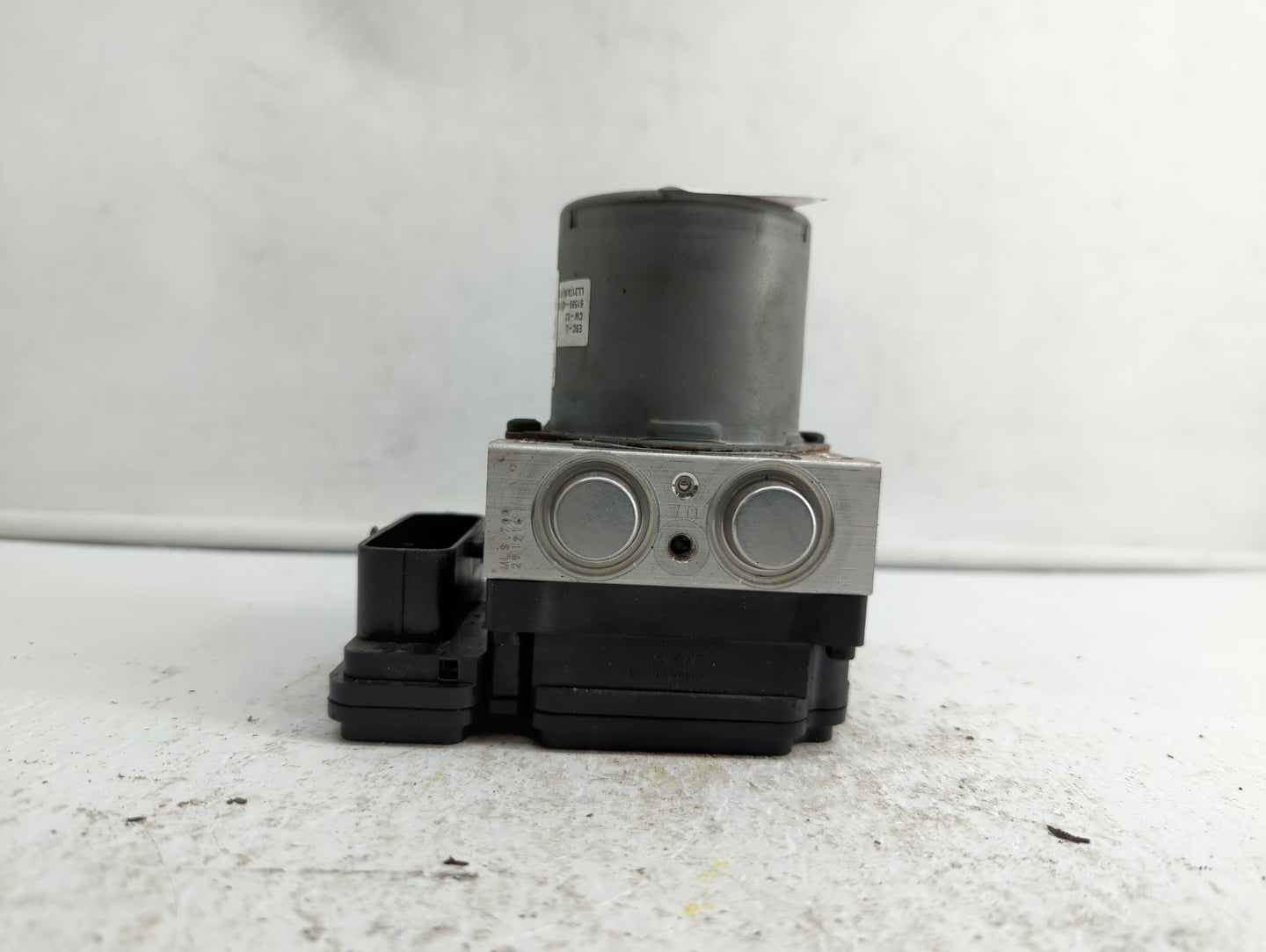 2016-2018 Kia Optima ABS Pump Control Module Replacement P/N:58920-2T550 D5589-20500, D5589-32500 Fits Fits 2016 2017 2018 O