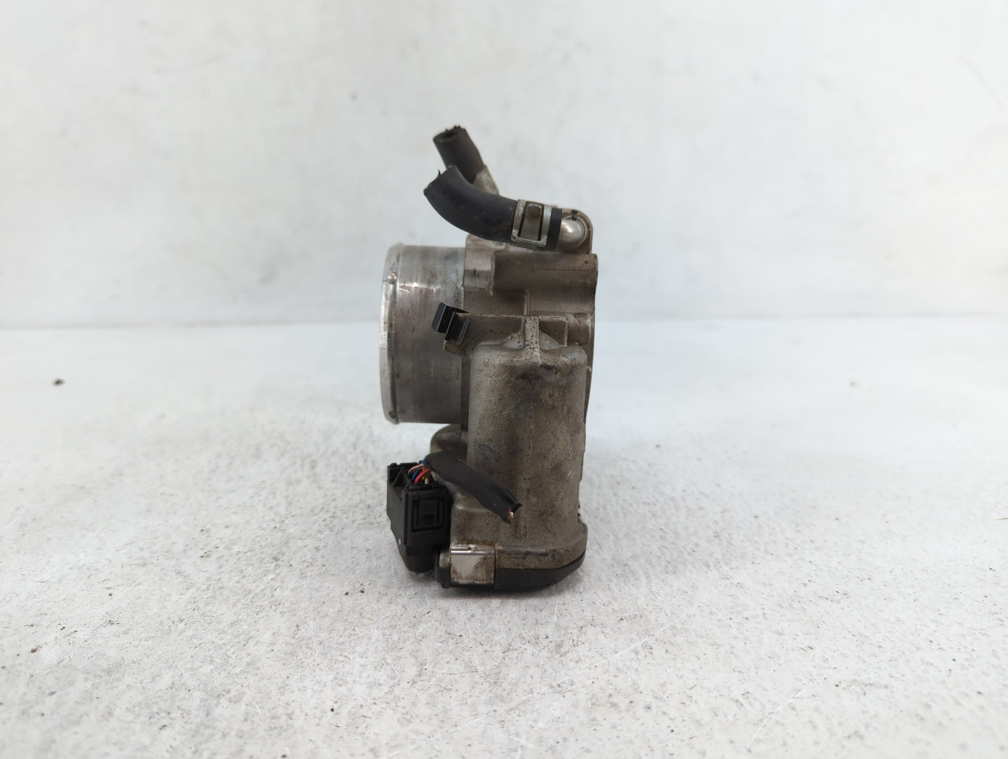 2016-2019 Kia Optima Throttle Body P/N:35100-2G600 Fits Fits 2015 2016 2017 2018 2019 OEM Used Auto Parts - Oemusedautoparts