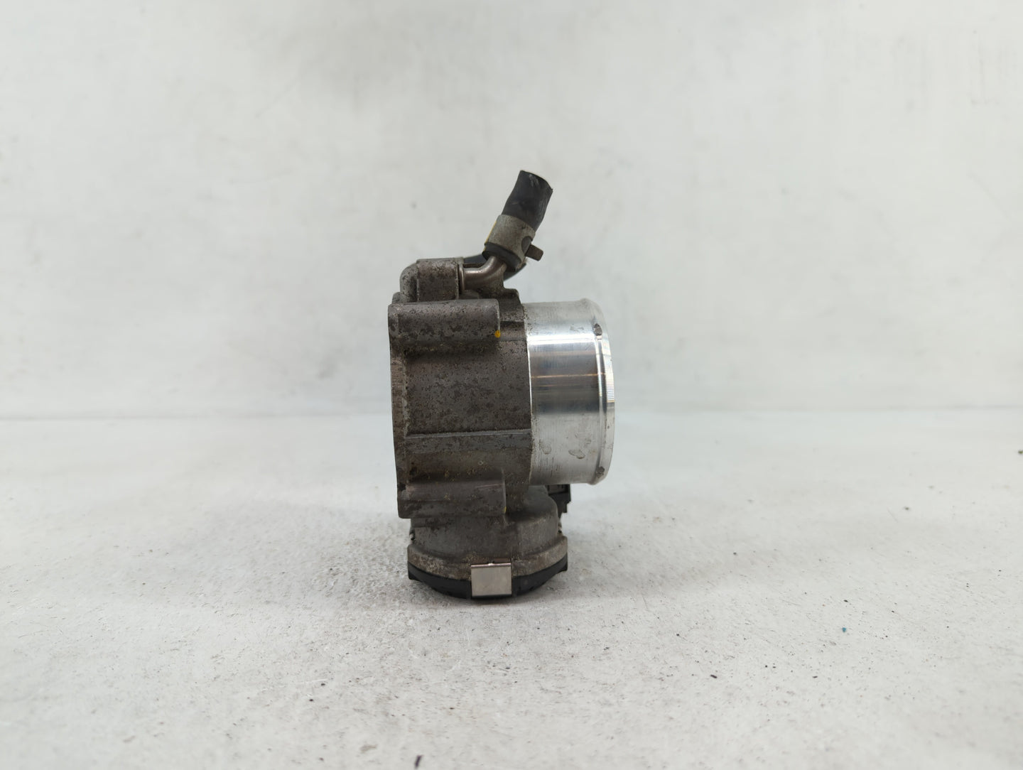 2016-2019 Kia Optima Throttle Body P/N:35100-2G600 Fits Fits 2015 2016 2017 2018 2019 OEM Used Auto Parts - Oemusedautoparts