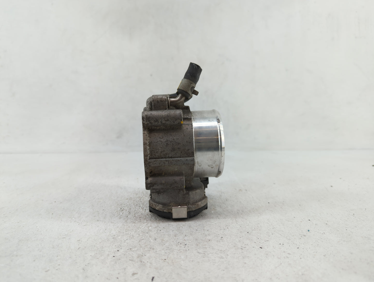 2016-2019 Kia Optima Throttle Body P/N:35100-2G600 Fits Fits 2015 2016 2017 2018 2019 OEM Used Auto Parts - Oemusedautoparts