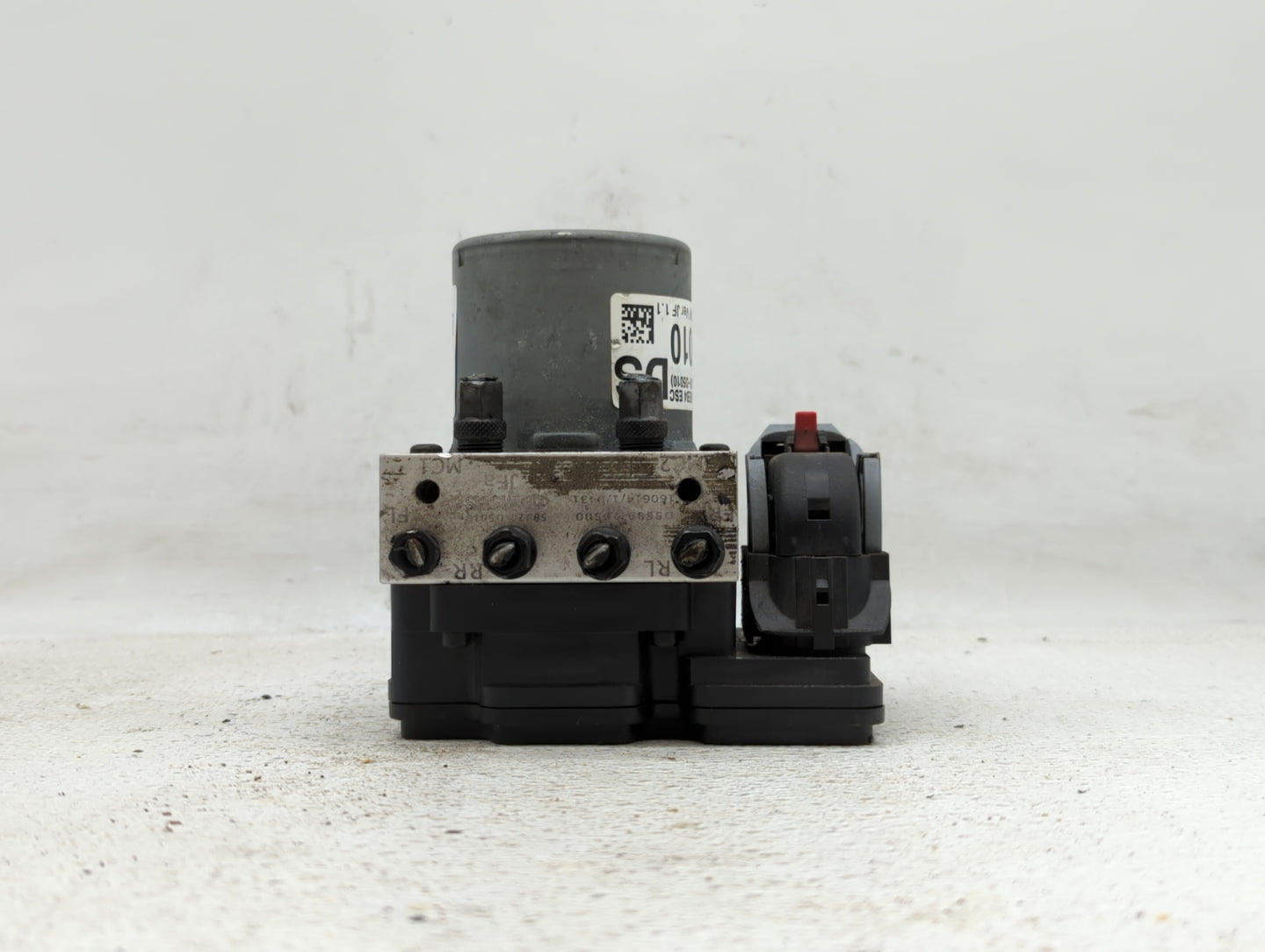 2016-2018 Kia Optima ABS Pump Control Module Replacement P/N:D5589-30500 58920-2T550, D5589-20500 Fits Fits 2016 2017 2018 O