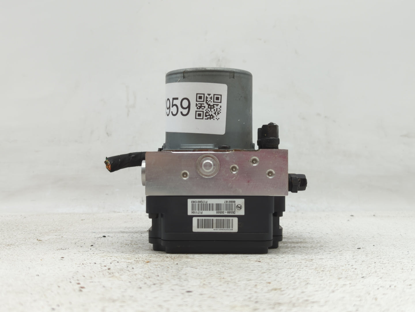 2016-2018 Kia Optima ABS Pump Control Module Replacement P/N:D5589-30500 58920-2T550, D5589-20500 Fits Fits 2016 2017 2018 O