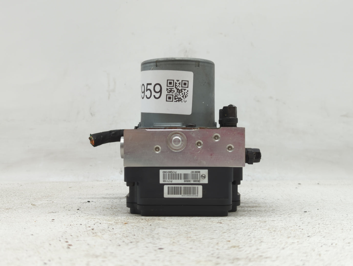 2016-2018 Kia Optima ABS Pump Control Module Replacement P/N:D5589-30500 58920-2T550, D5589-20500 Fits Fits 2016 2017 2018 O