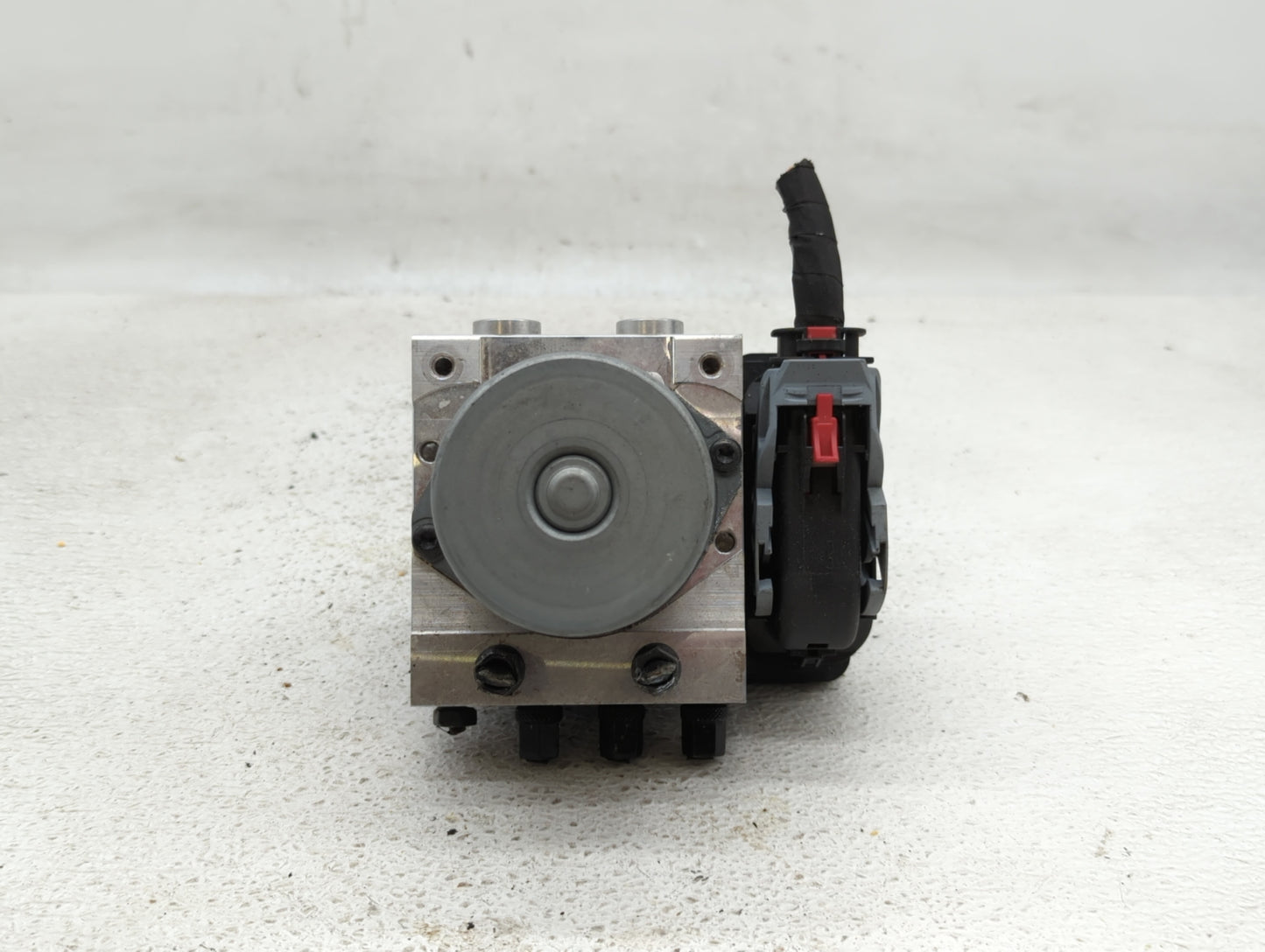 2016-2018 Kia Optima ABS Pump Control Module Replacement P/N:D5589-30500 58920-2T550, D5589-20500 Fits Fits 2016 2017 2018 O