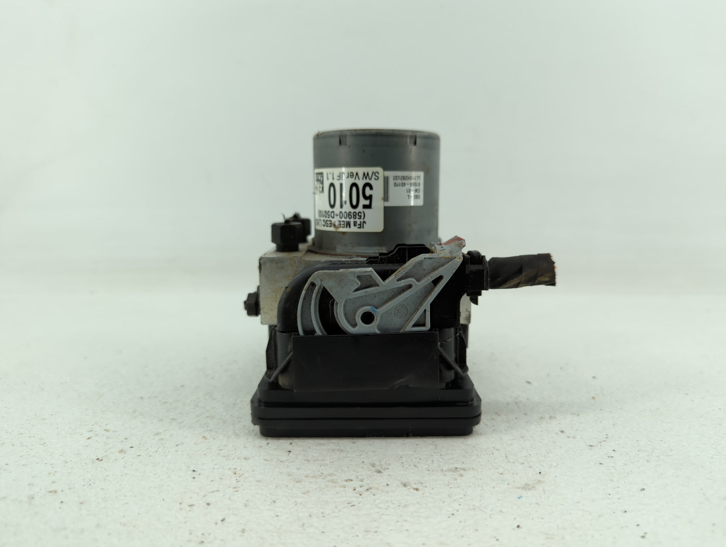 2016-2018 Kia Optima ABS Pump Control Module Replacement P/N:D5589-30500 58920-2T550, D5589-20500 Fits Fits 2016 2017 2018 O