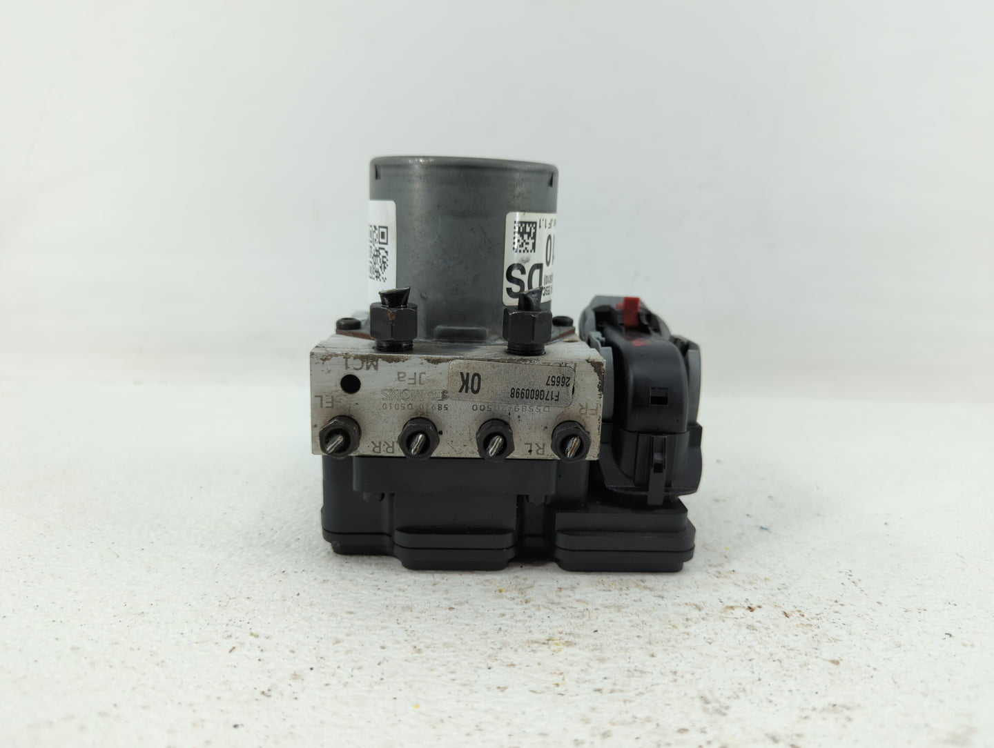 2016-2018 Kia Optima ABS Pump Control Module Replacement P/N:D5589-30500 58920-2T550, D5589-20500 Fits Fits 2016 2017 2018 O